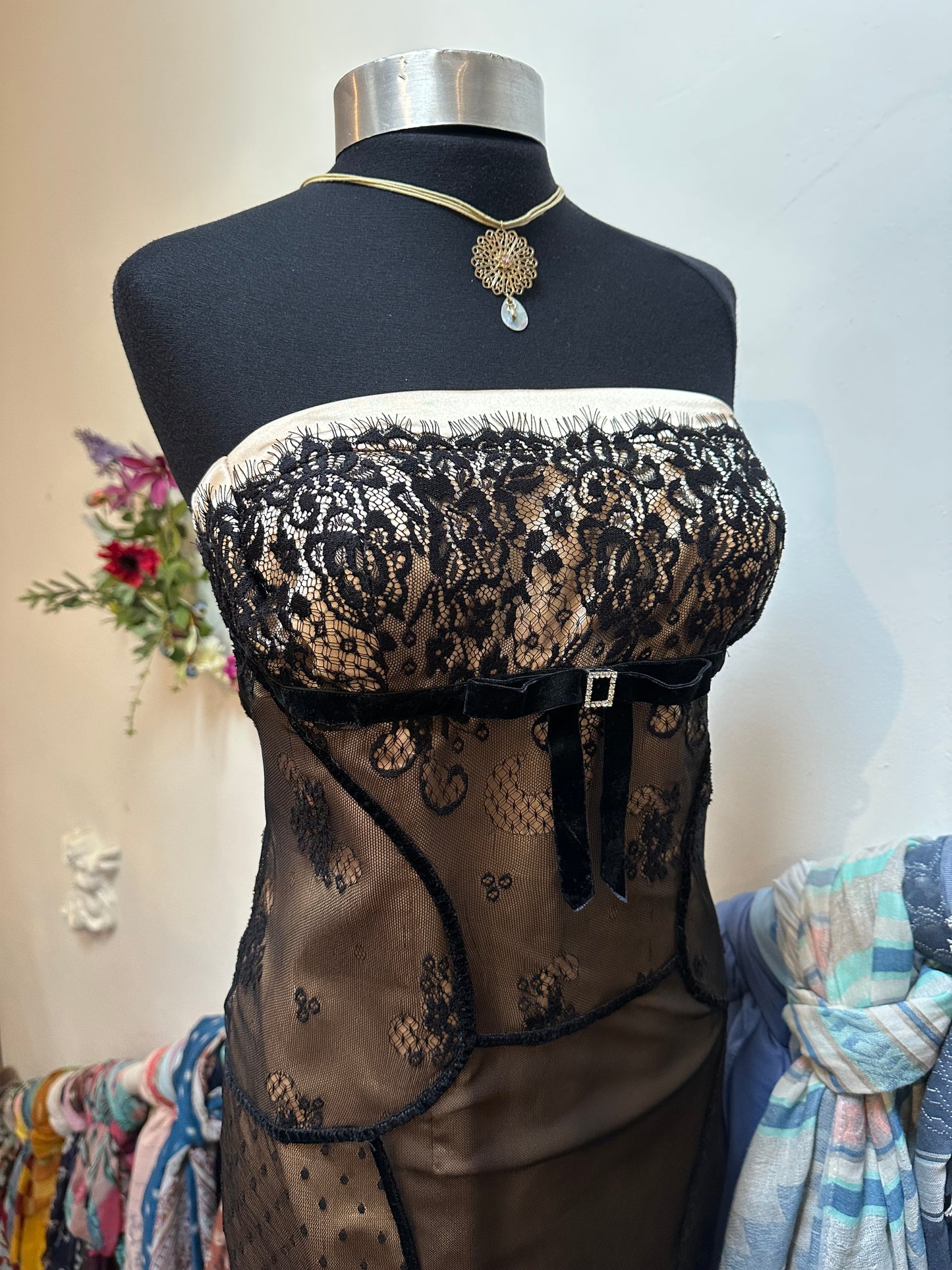 Designer Dusk Bustier Lace Dress Size 14 but small fitting, more like a 10/12