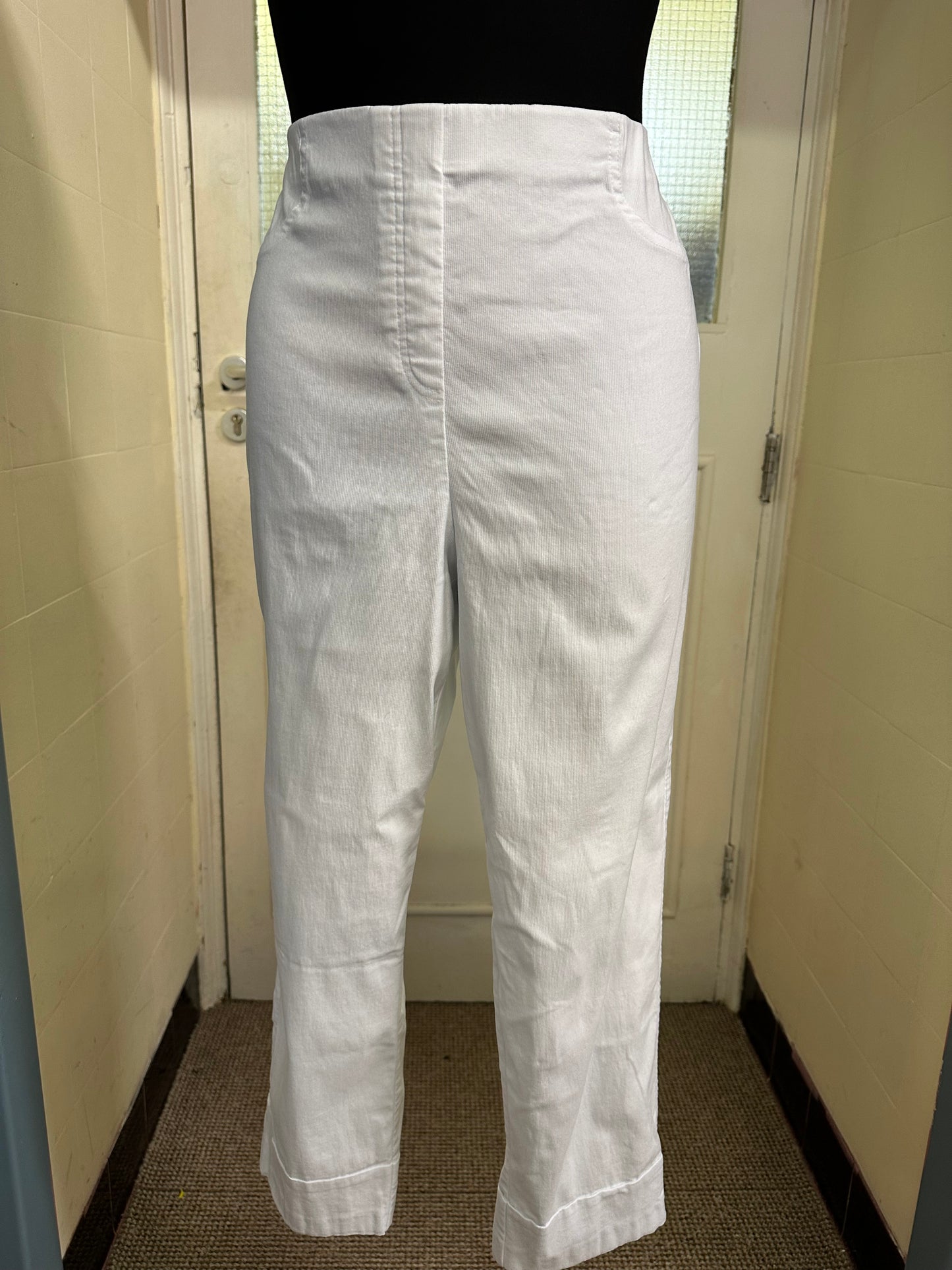 Gallery White Trousers Size L