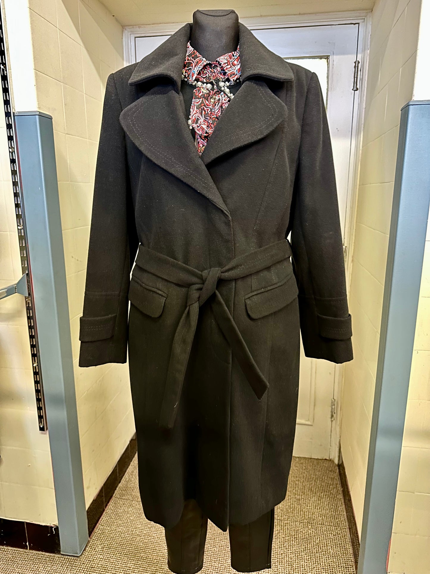 Dunnes Black Coat Size 20