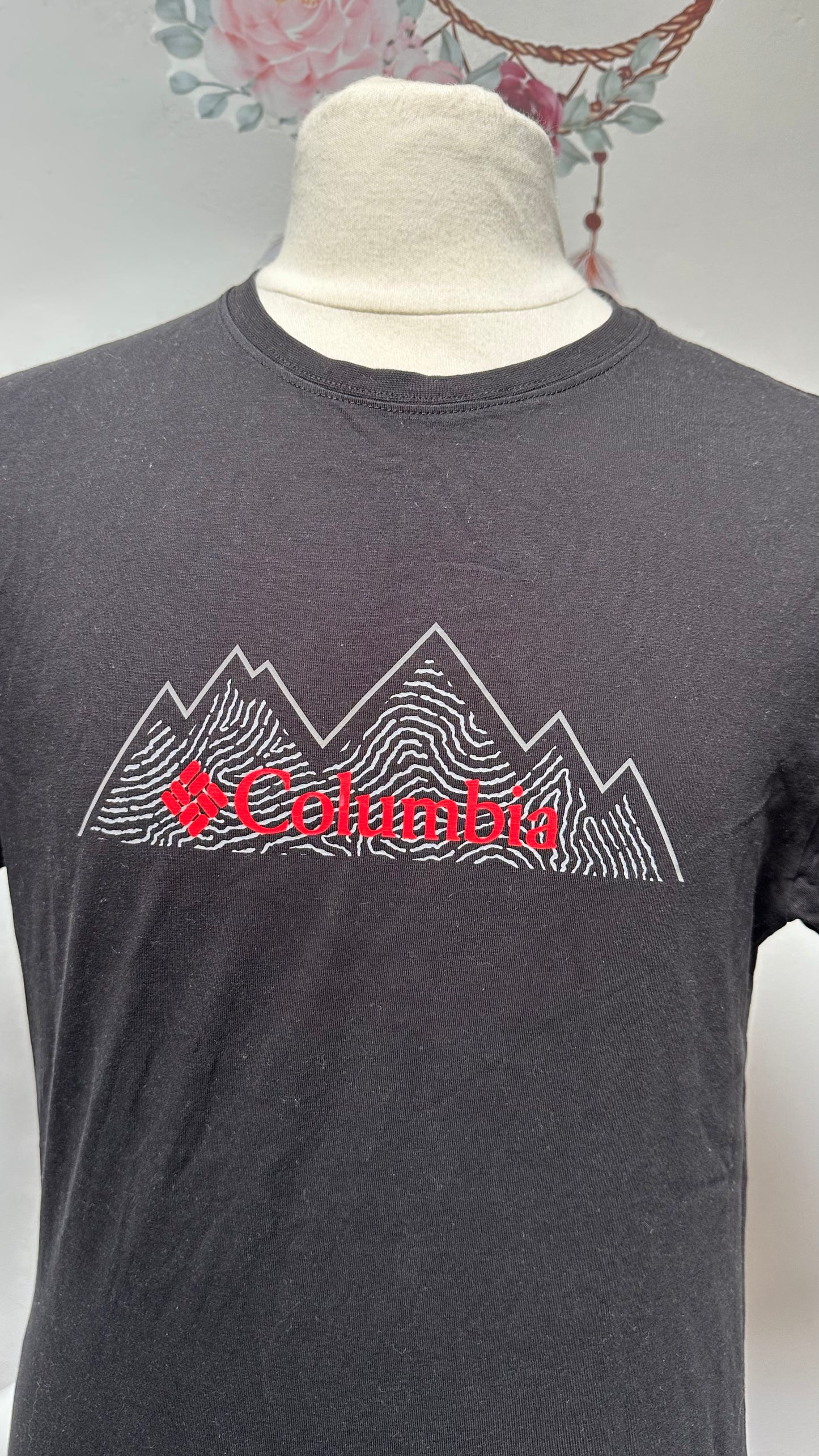 Columbia Black Tshirt 100% Cotton Size M