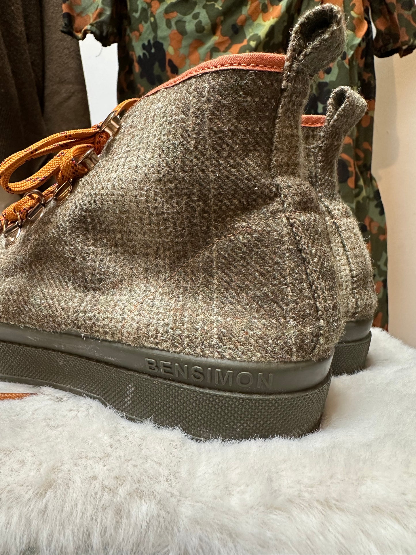 Designer Ben Simon Wool High Tops Size 5 RRP €95
