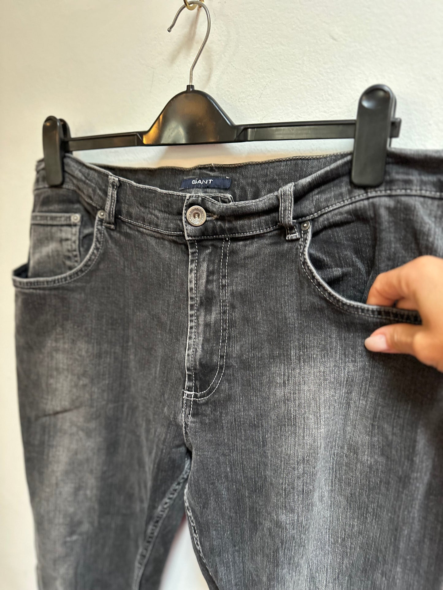 Designer Gant Jeans Size 38/32 Leather Label on rear needs a stitch