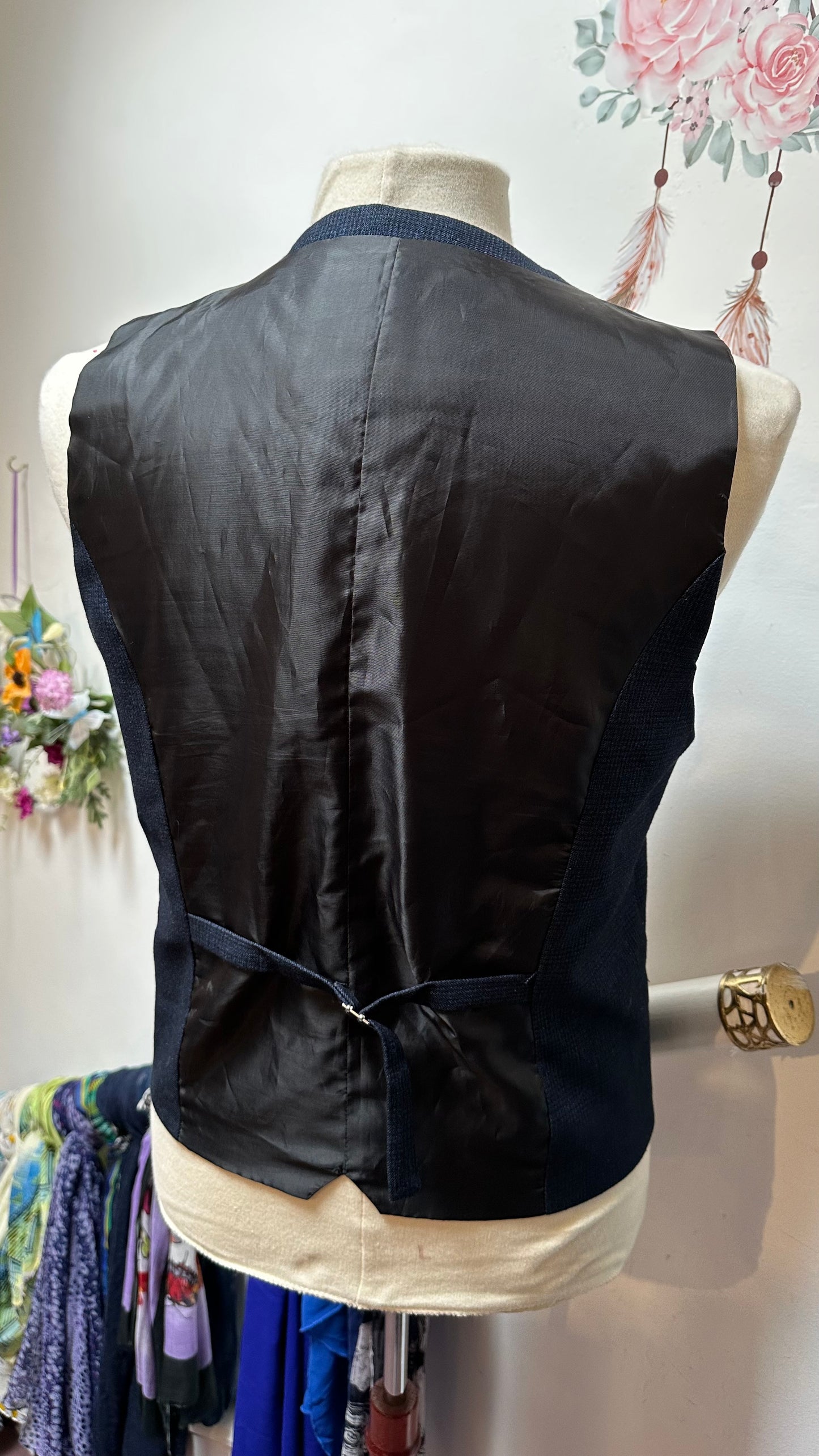Cavani Waistcoat Size 50R