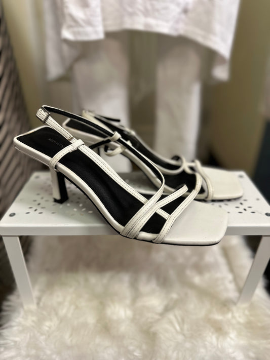 Pretty Little Thing White Sandals Size 5 (few slight scuffs)