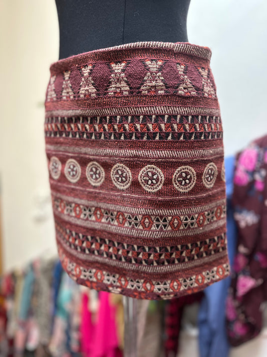 Atmosphere Tapestry Skirt Size 8
