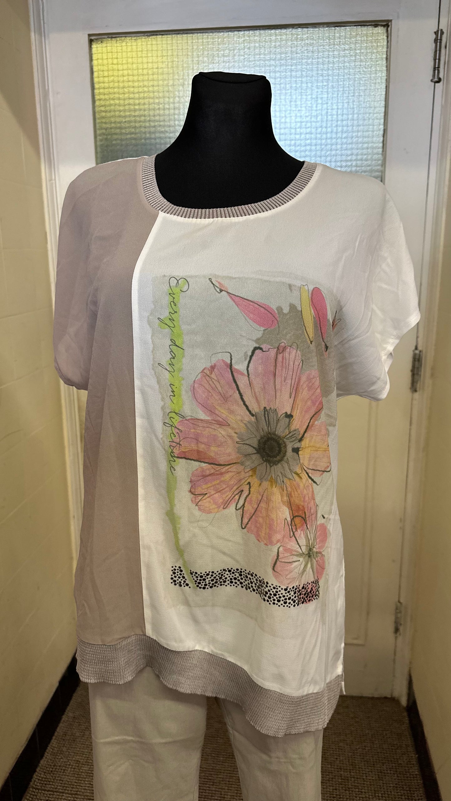 Bianca Flower Top Size 16