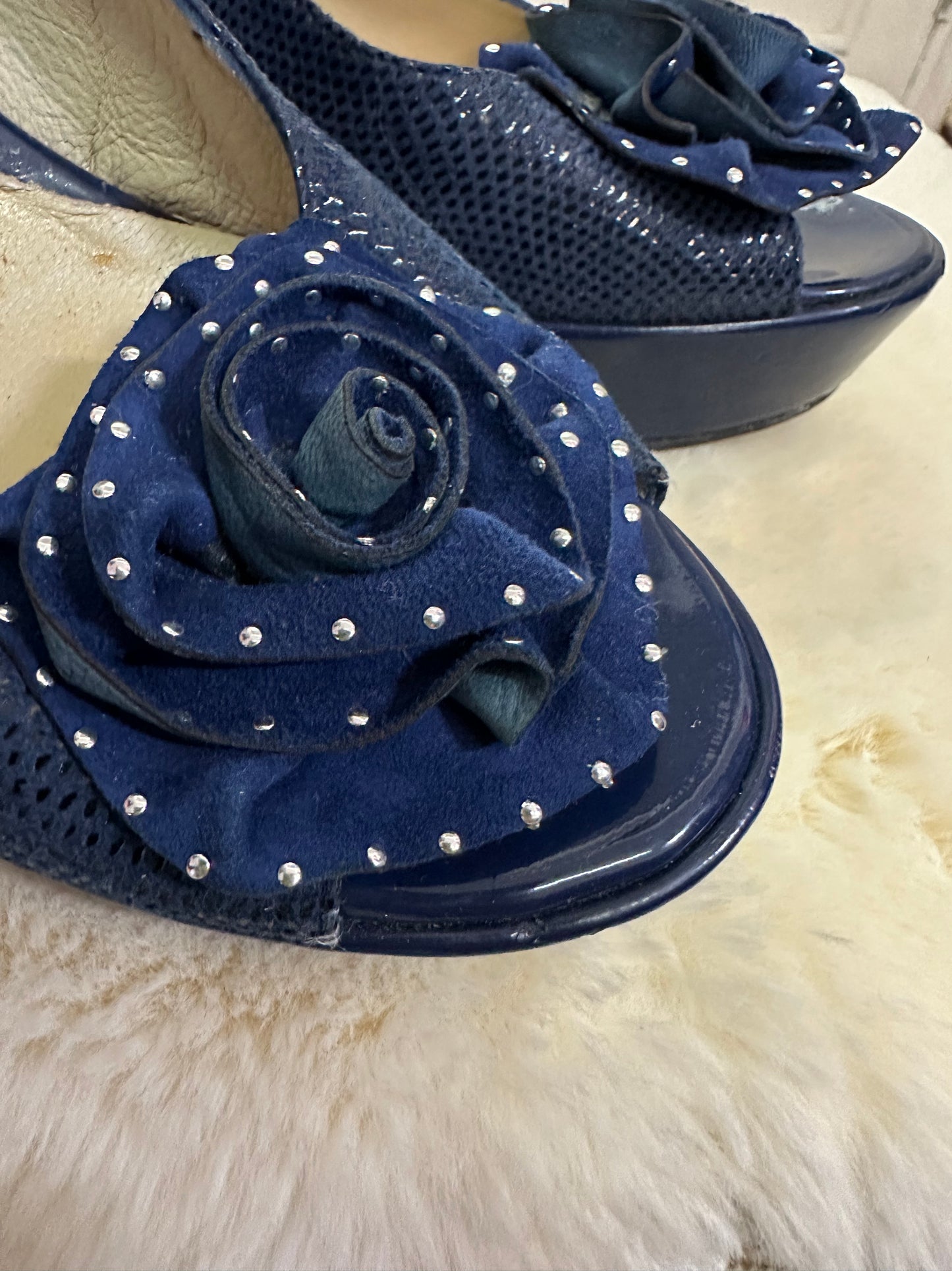 Pedro Anton Leather Navy Wedges Size 5.5