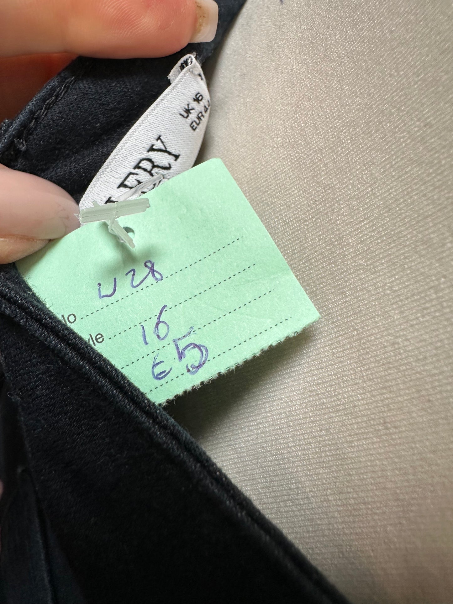 Gallery Navy Jeans Size 16 (tiny hole in back pocket, see last 2 photos)
