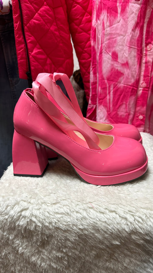 Pink Platform Shoes Best Fit Size 6.5 New without Tags