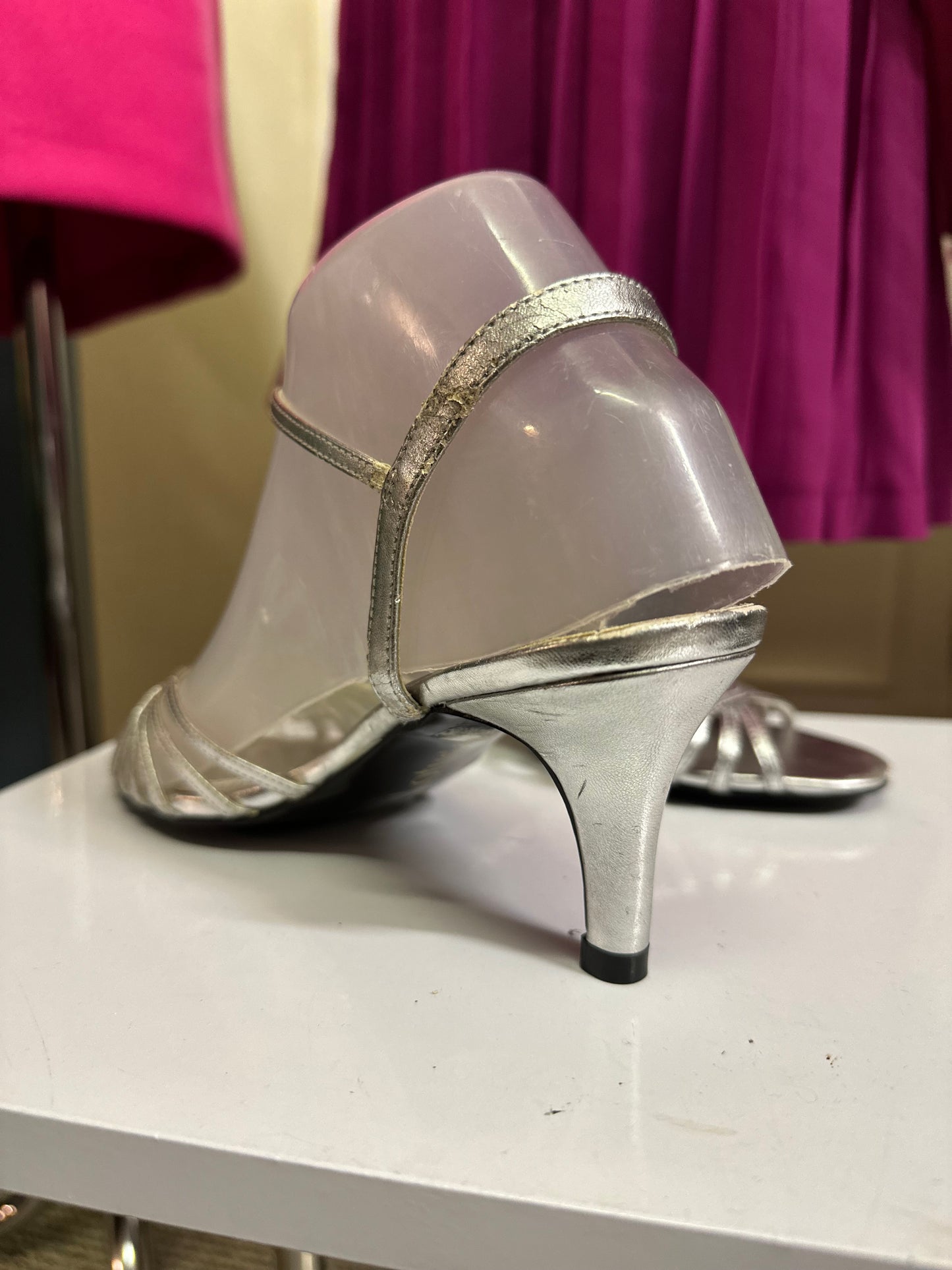 Lotus Silver Leather Sandals New Size 3 (although new, some signs of wear, see last photo)