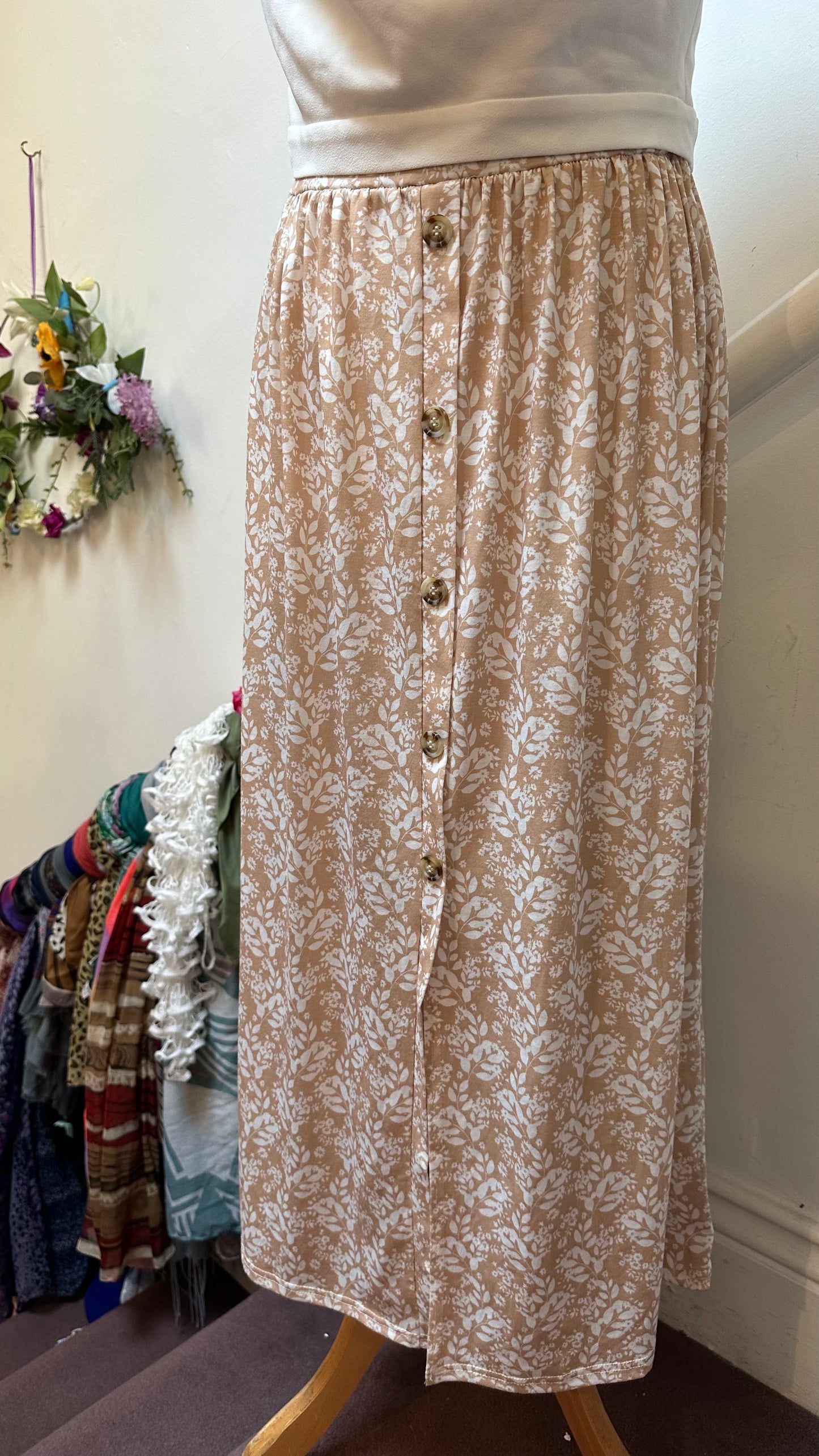 Boohoo Beige Maxi Skirt Size 12