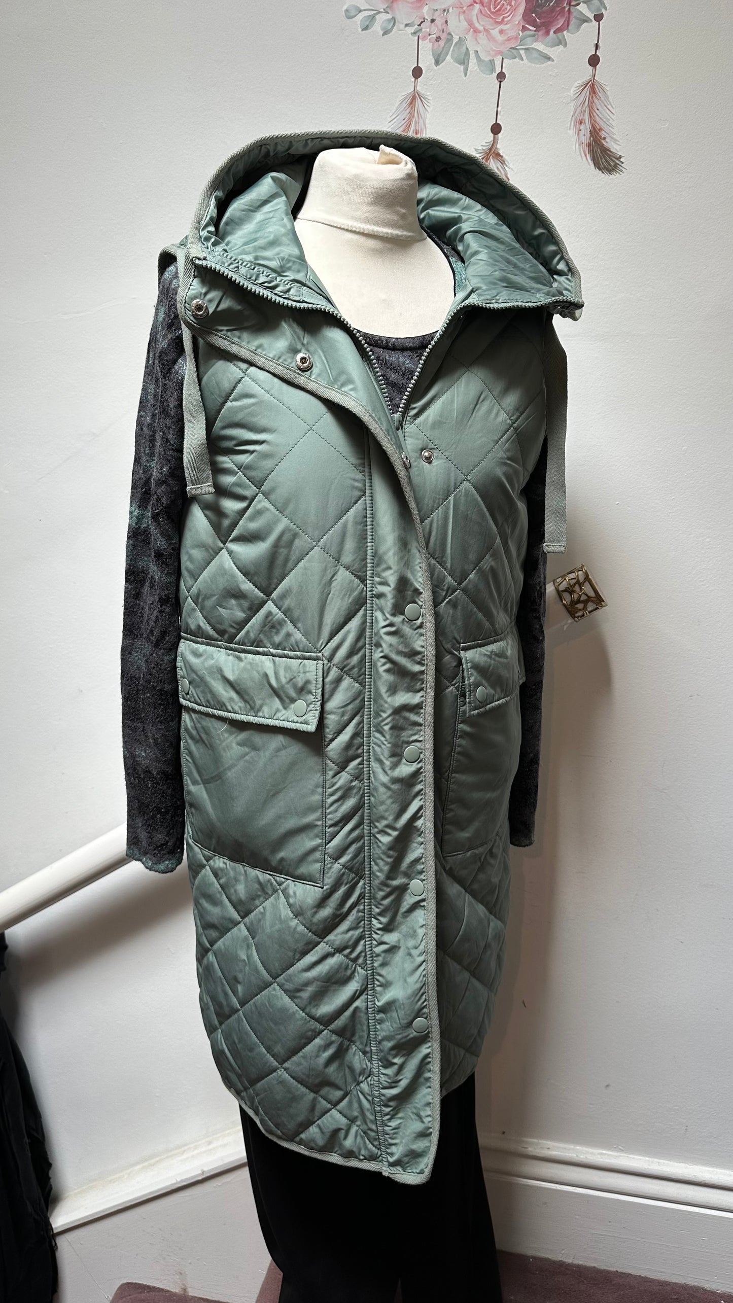 Dunnes Sage Green Gillet Size S