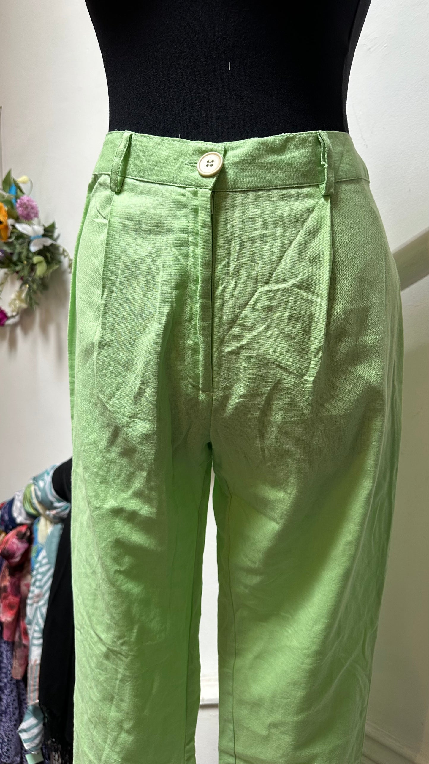 Pretty Little Thing Green Trousers Size 8 100% Cotton