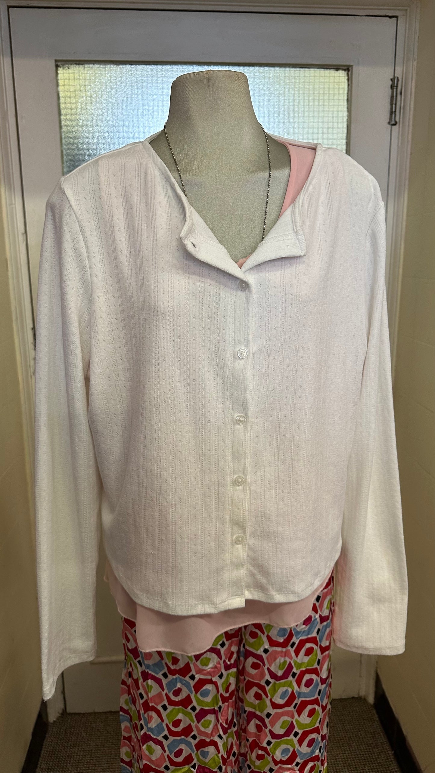 Savida White Cardigan Size XXL