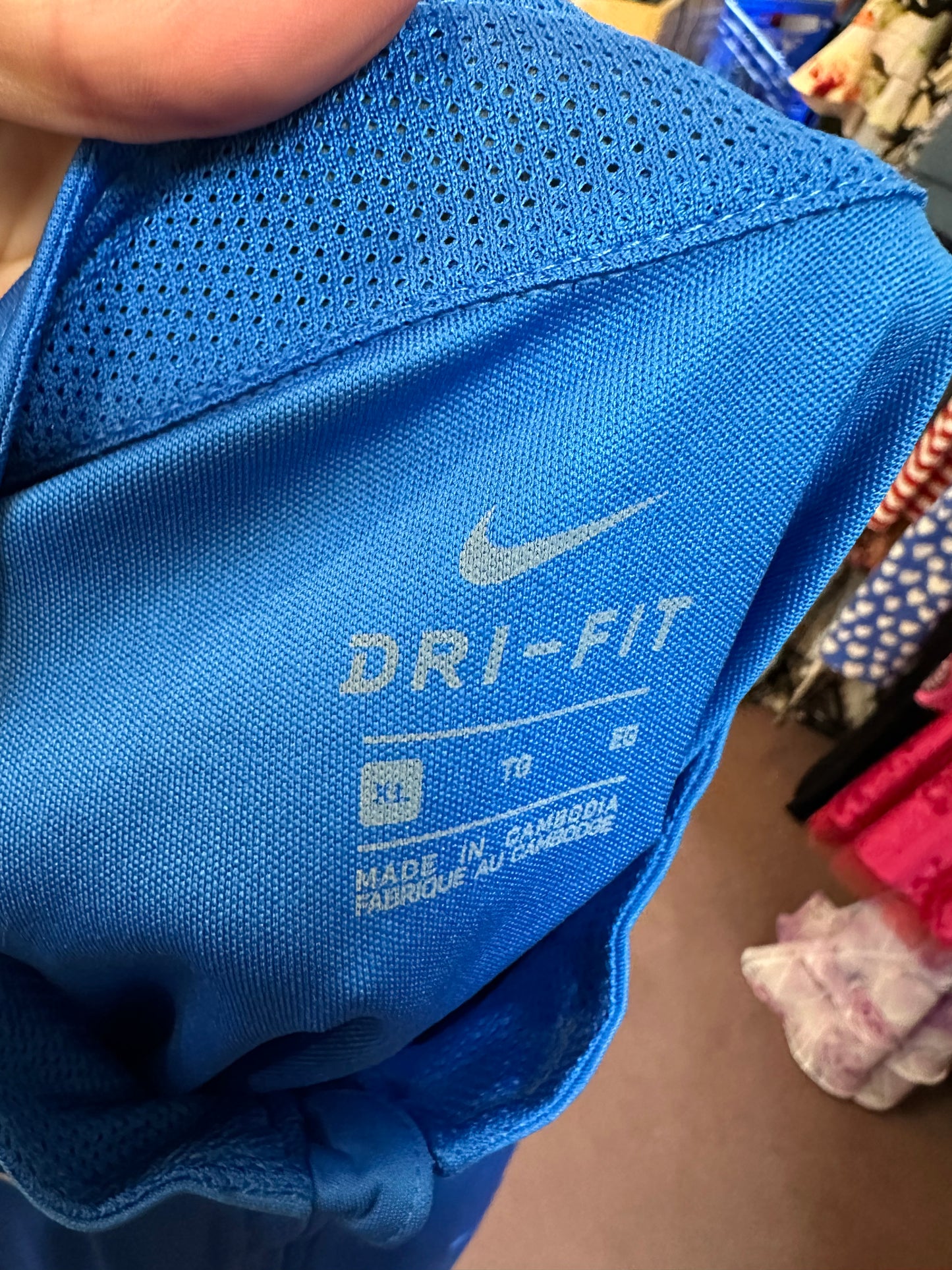 Nike Zip Up Size XL