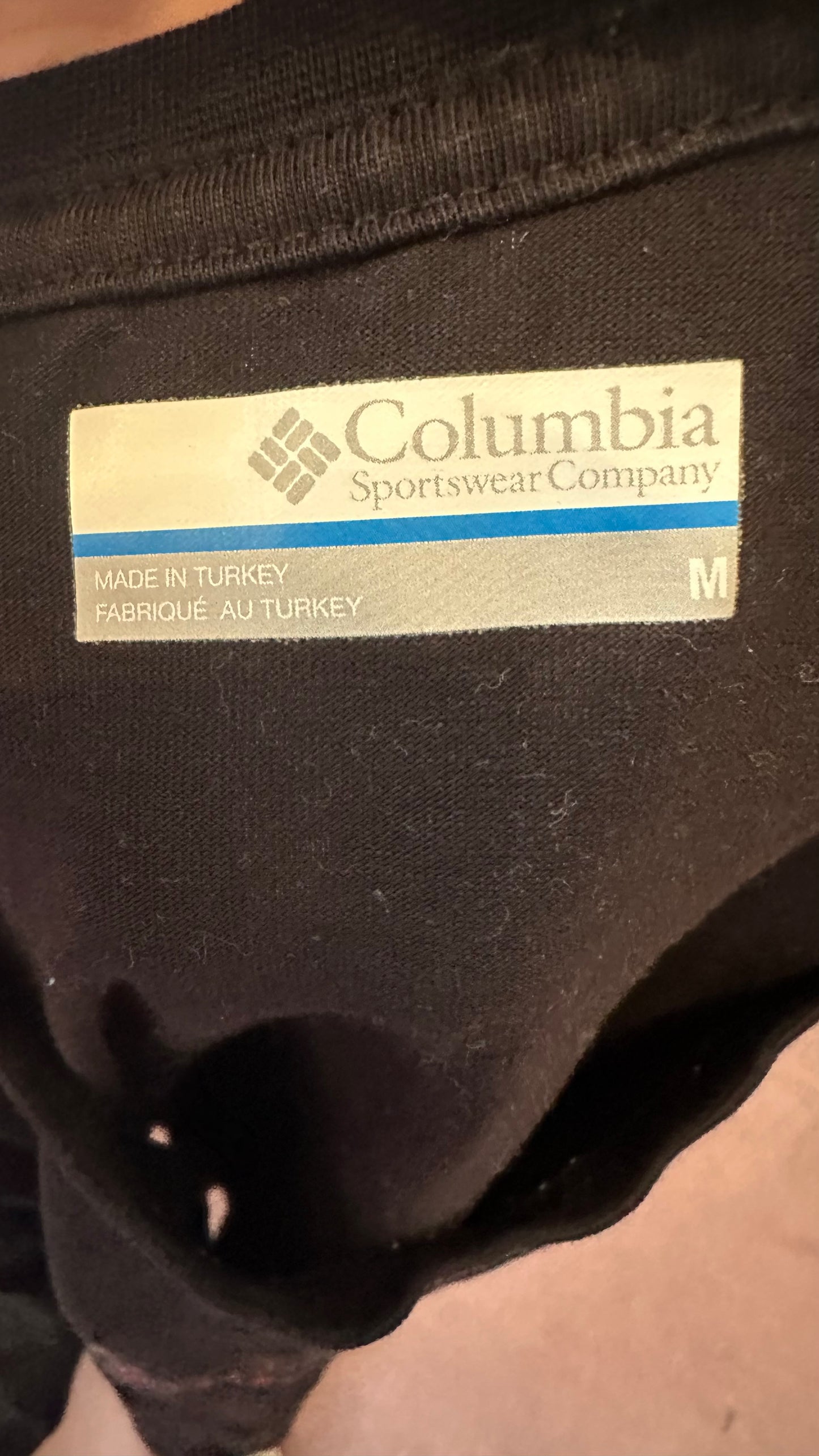 Columbia Black Tshirt 100% Cotton Size M
