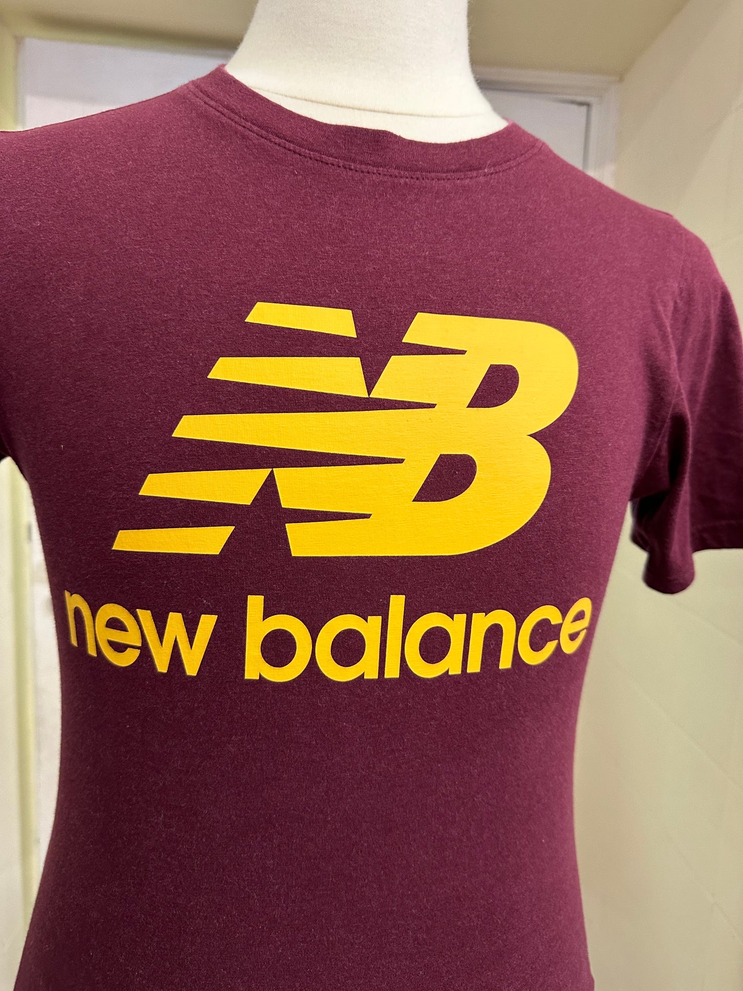 New Balance Tshirt, Size S