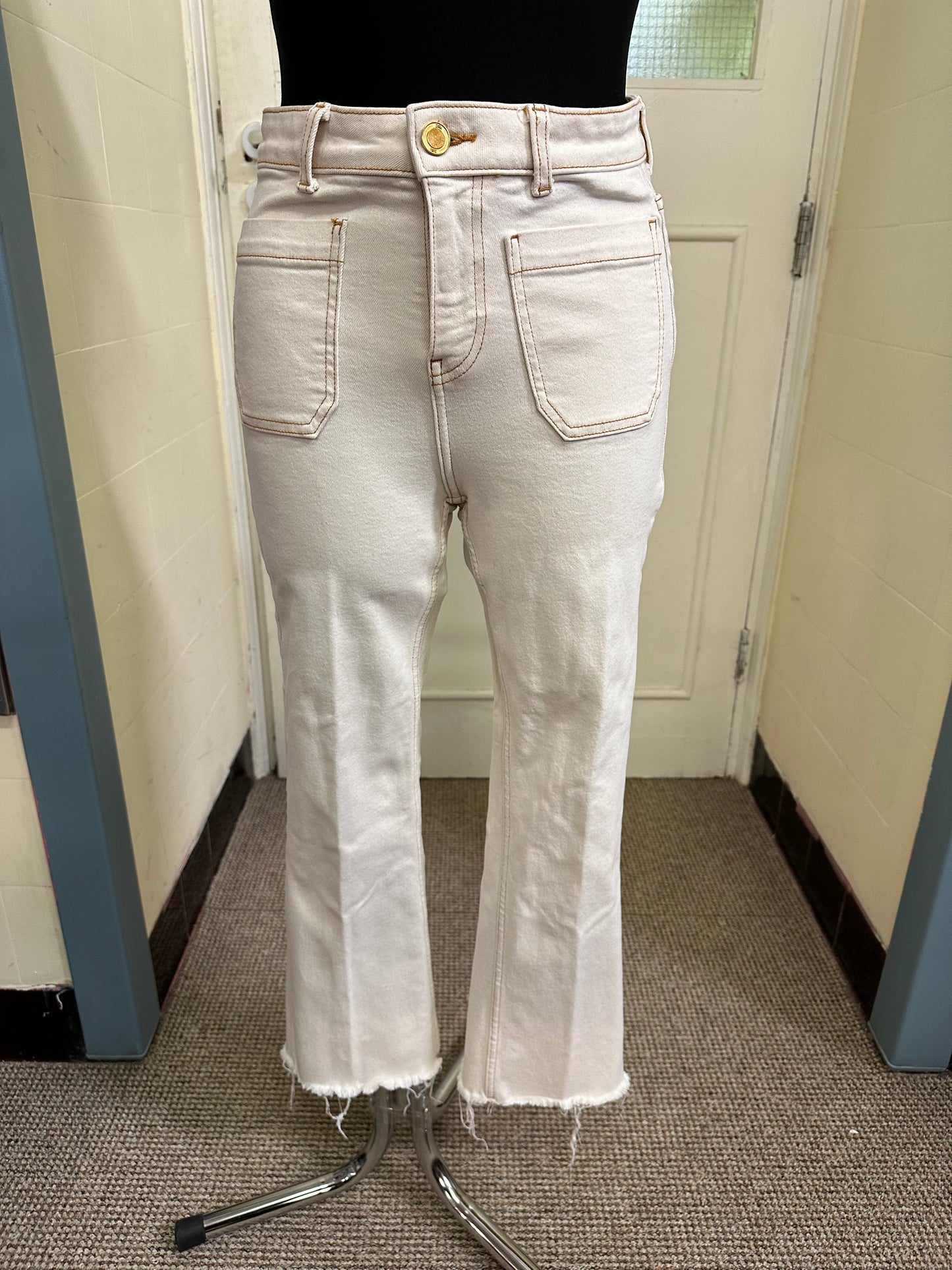 Zara Stretchy Cream Jeans Size 8