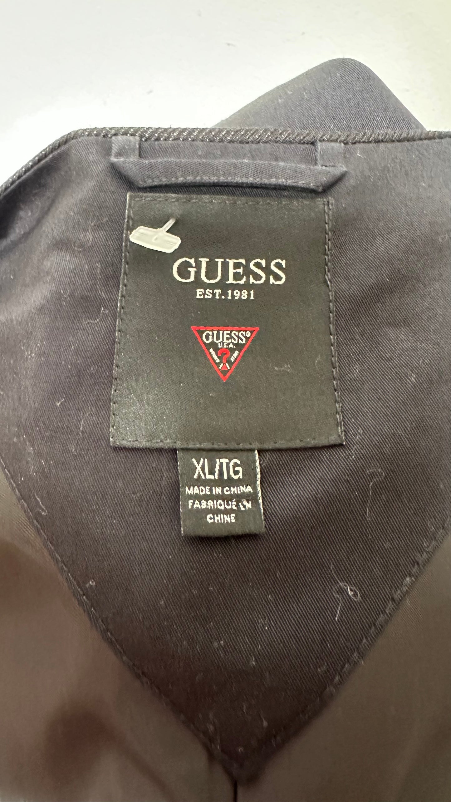 Designer Guess Men’s Vest Size XL