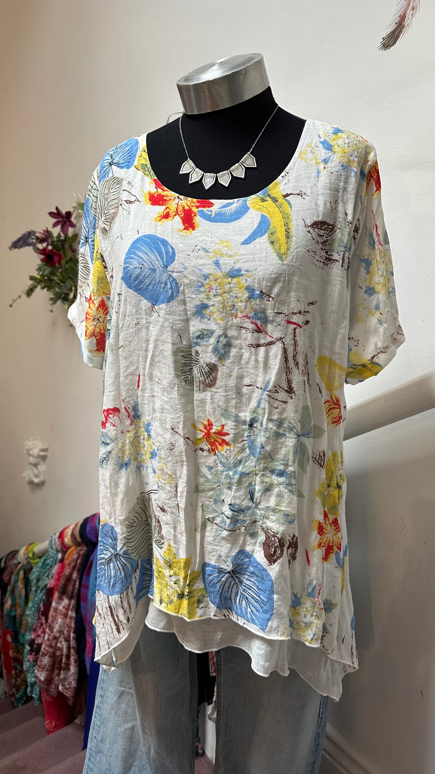 Mudflower Floral Lined Top Size 16