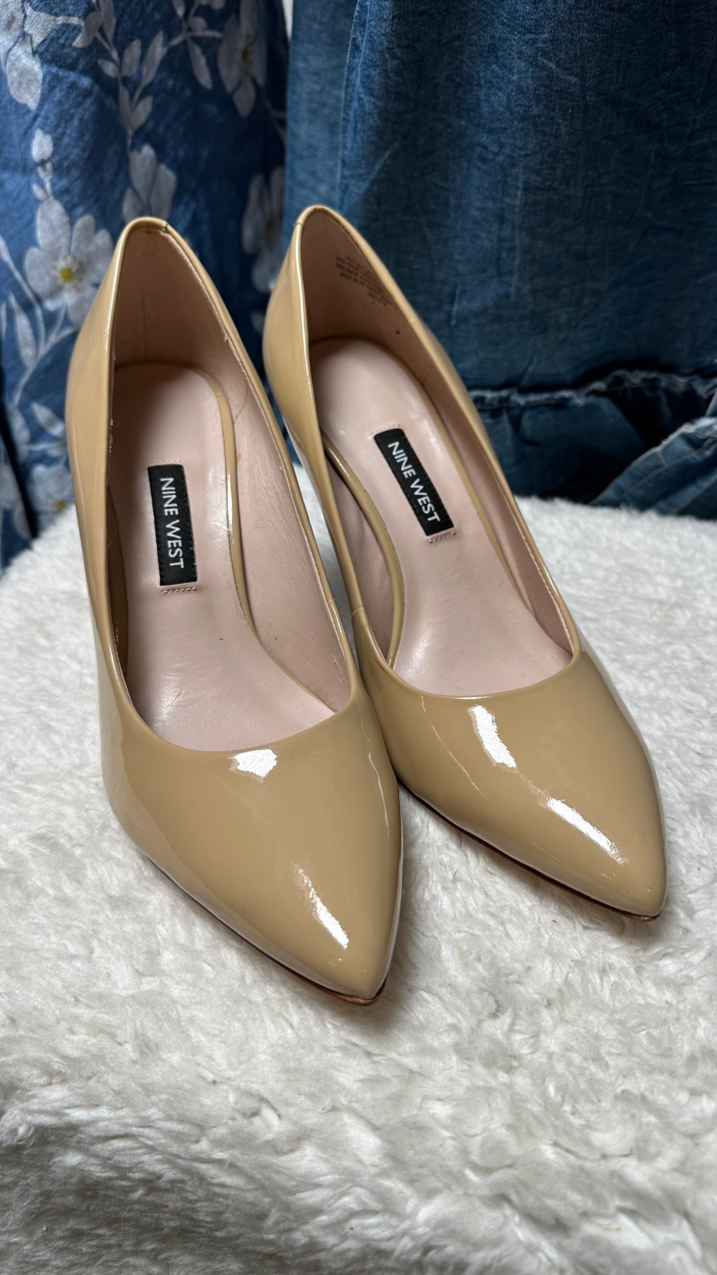 Nine West Nude Patent Heels As New Size 3.5 (US 5.5)