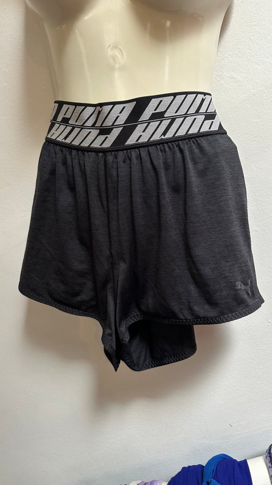 Puma Shorts Size S