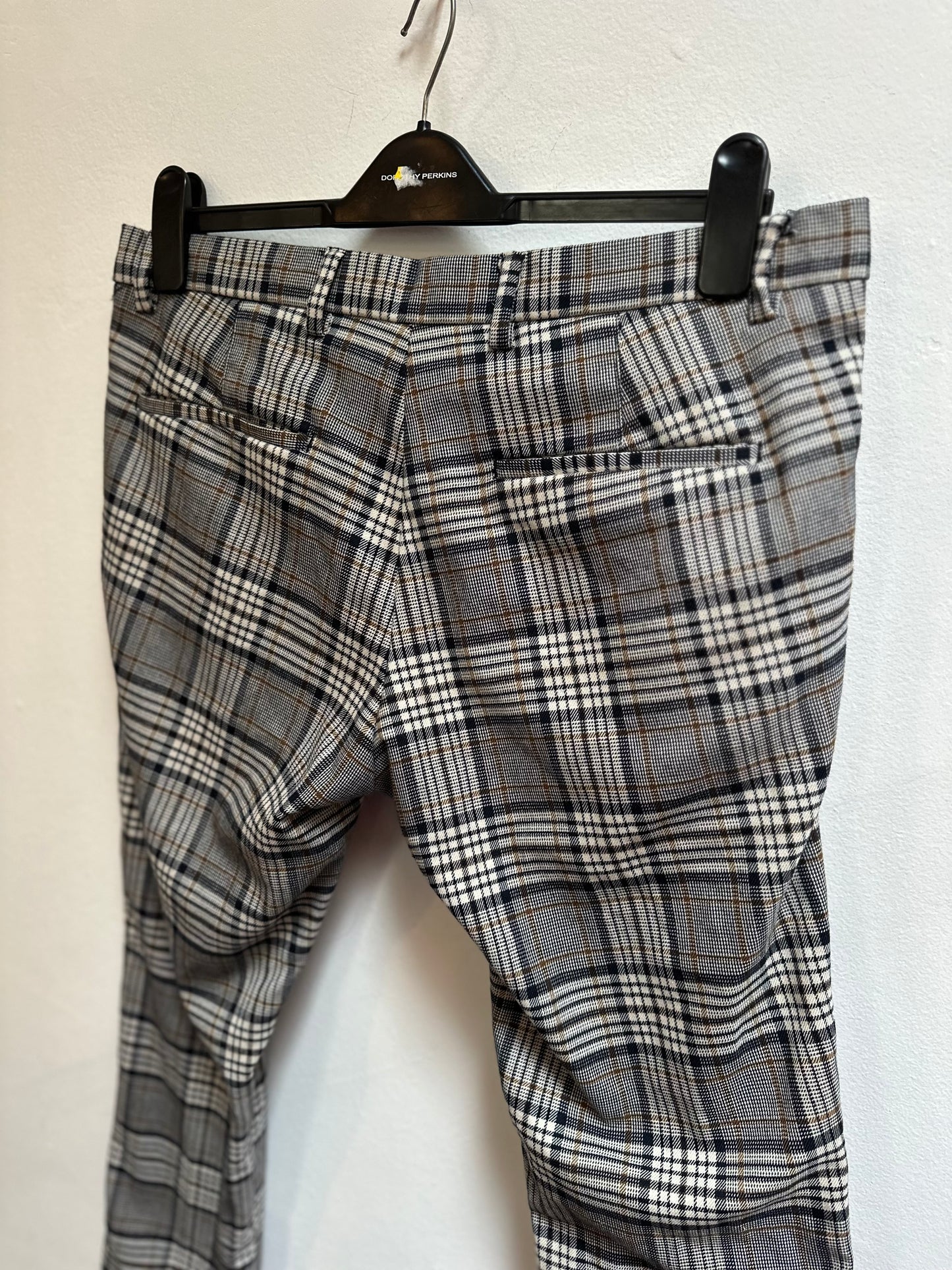 River Island Men’s Trousers Size 30/34 (one belt loop needs a stitch)