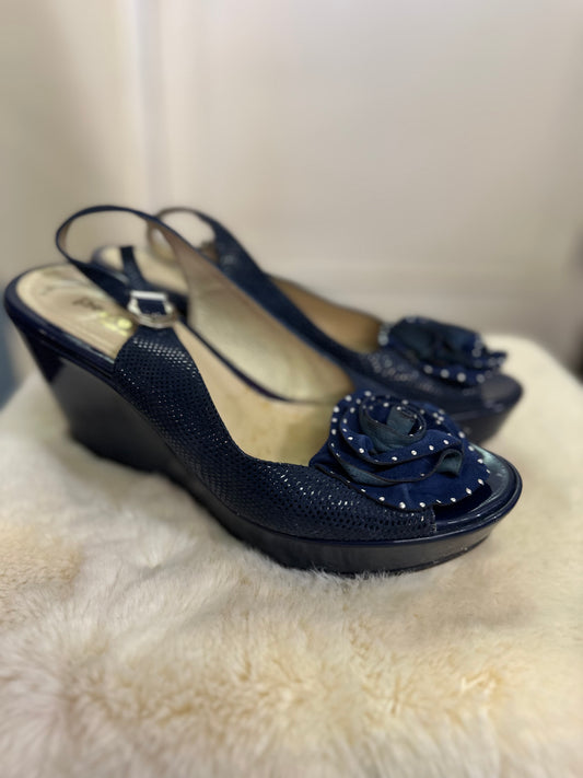 Pedro Anton Leather Navy Wedges Size 5.5