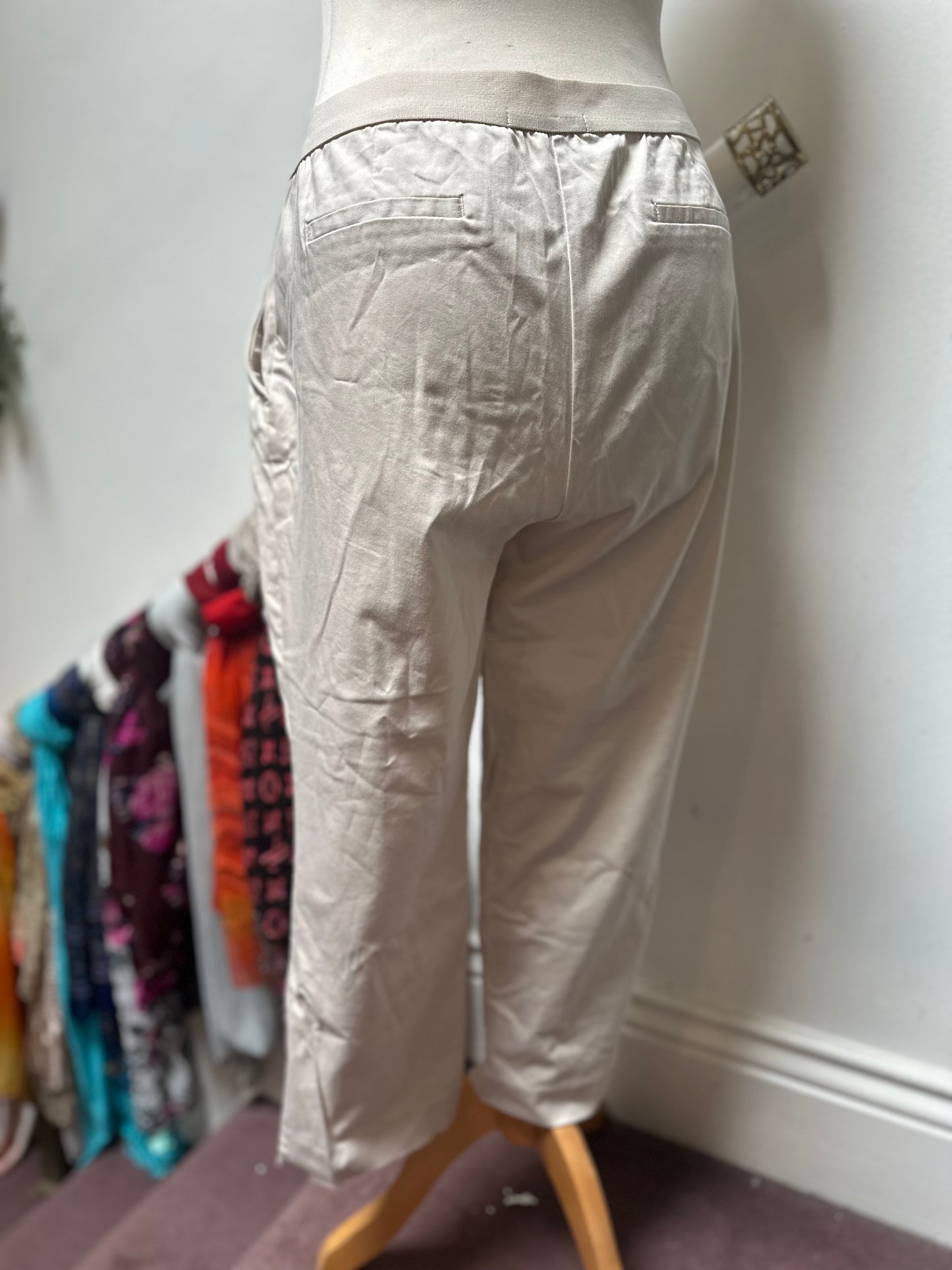 Dunnes Cropped Trousers Size 14