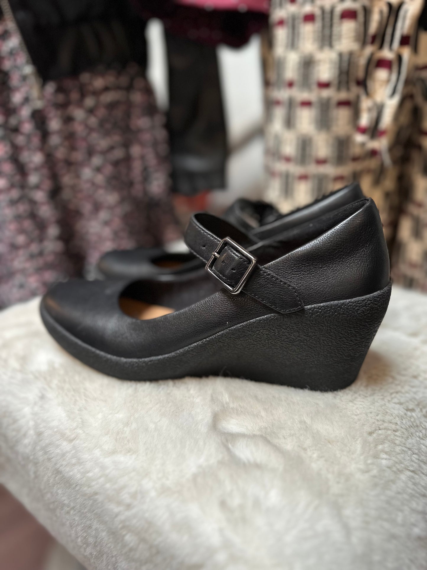 Clarks Air Leather Wedges Size 5.5