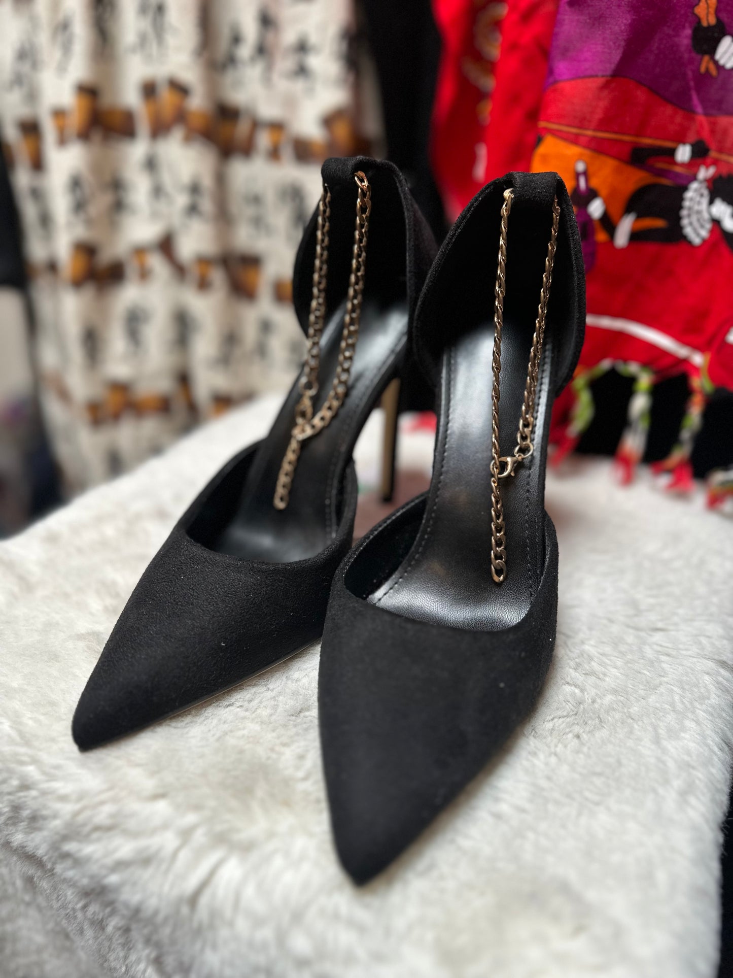 Black Chain Strap Heels Size 4 As New