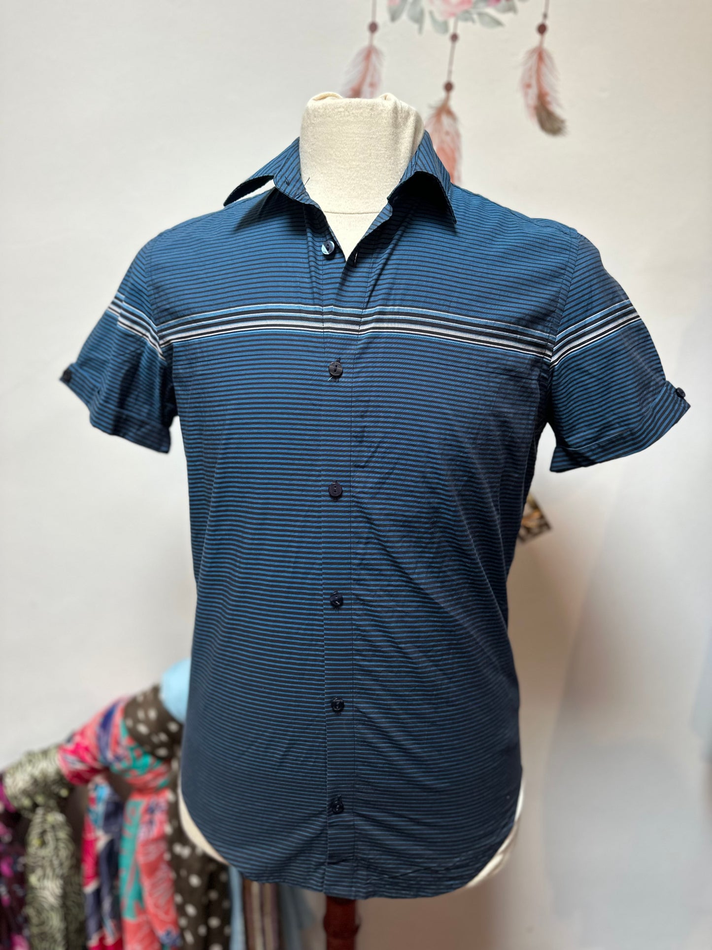 Designer Calvin Klein Short Sleeve Shirt Size XS or age 13-14