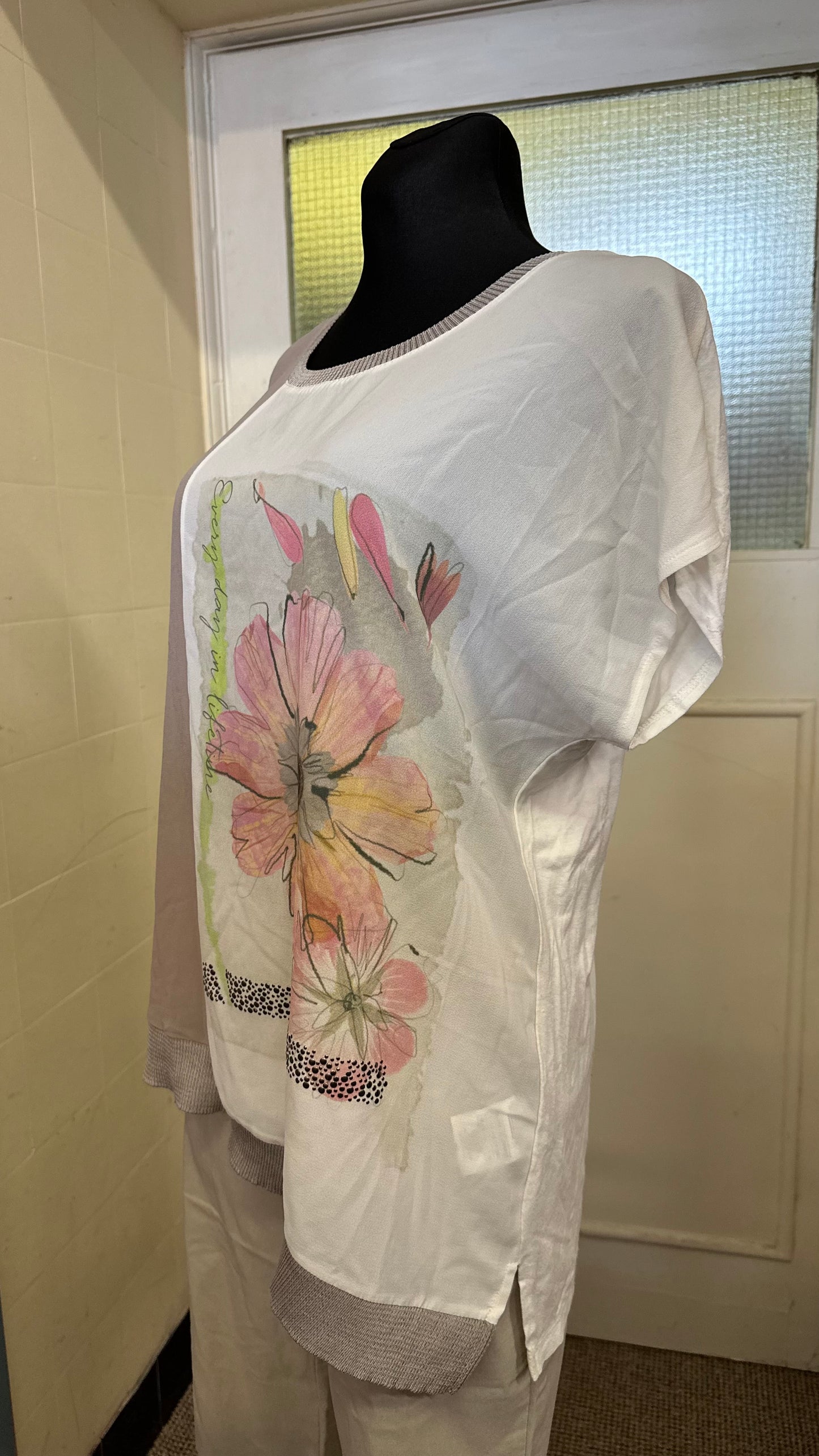 Bianca Flower Top Size 16