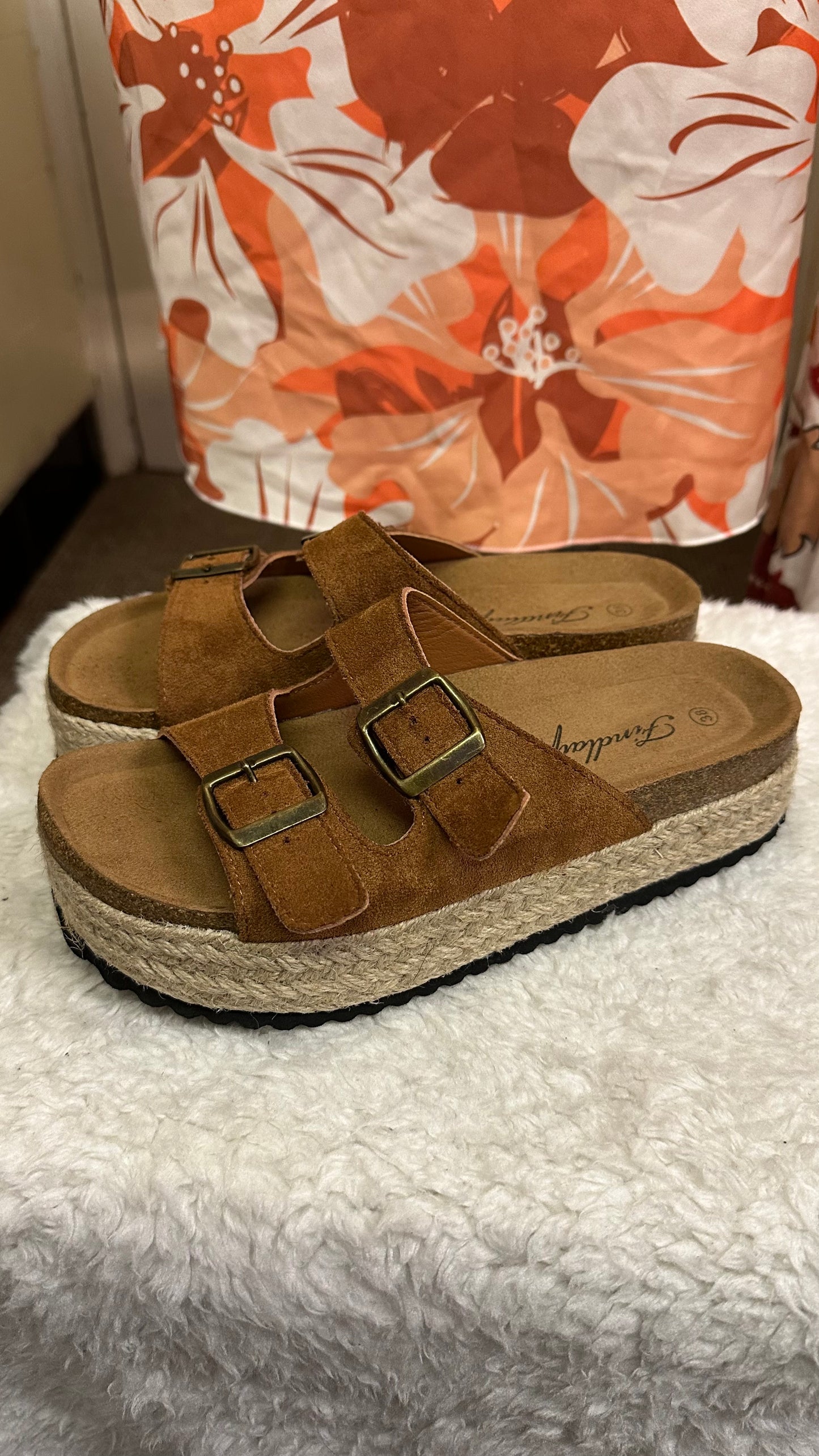 Findlay Buckle Platform Sandals Size 5