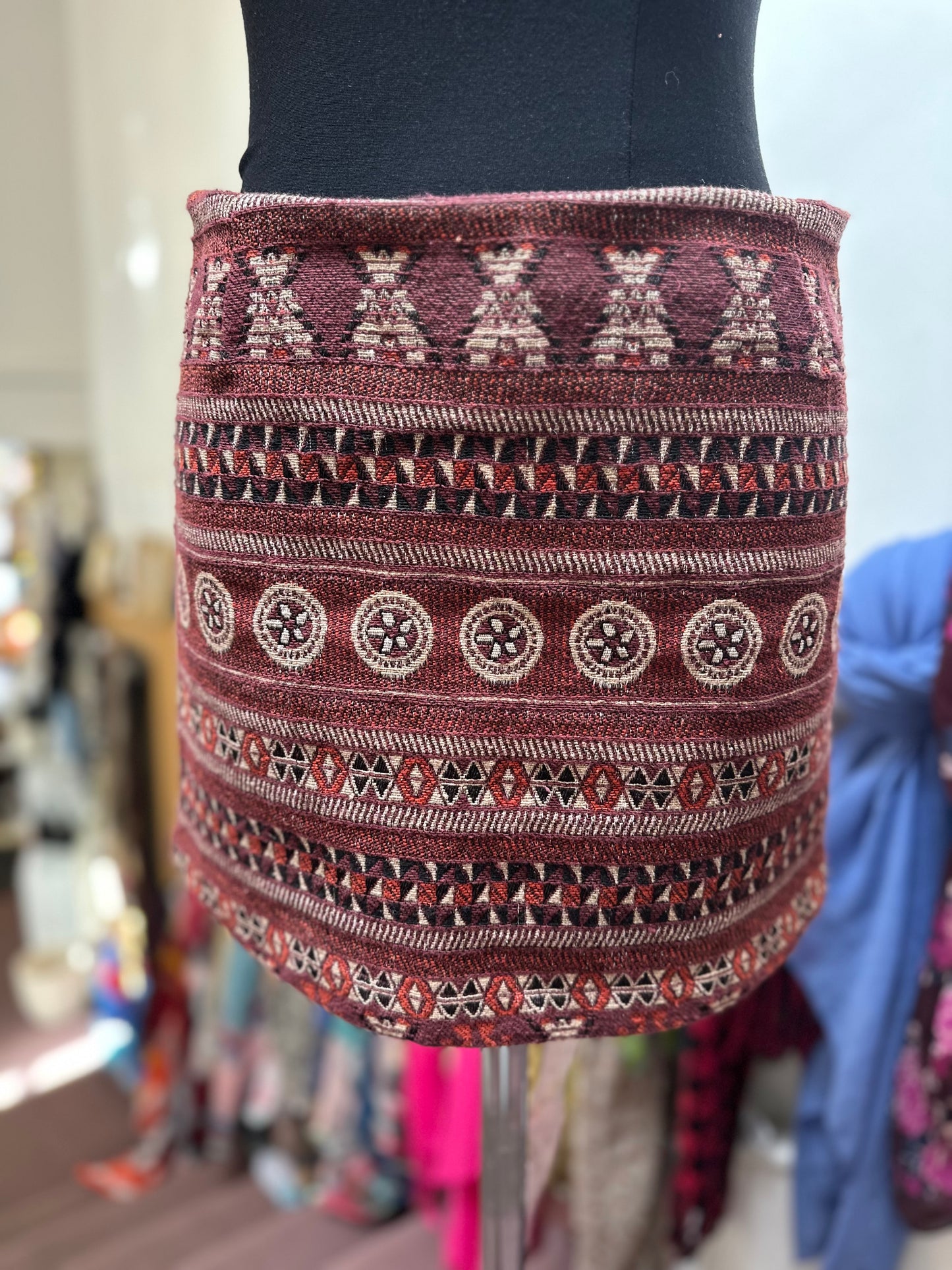 Atmosphere Tapestry Skirt Size 8