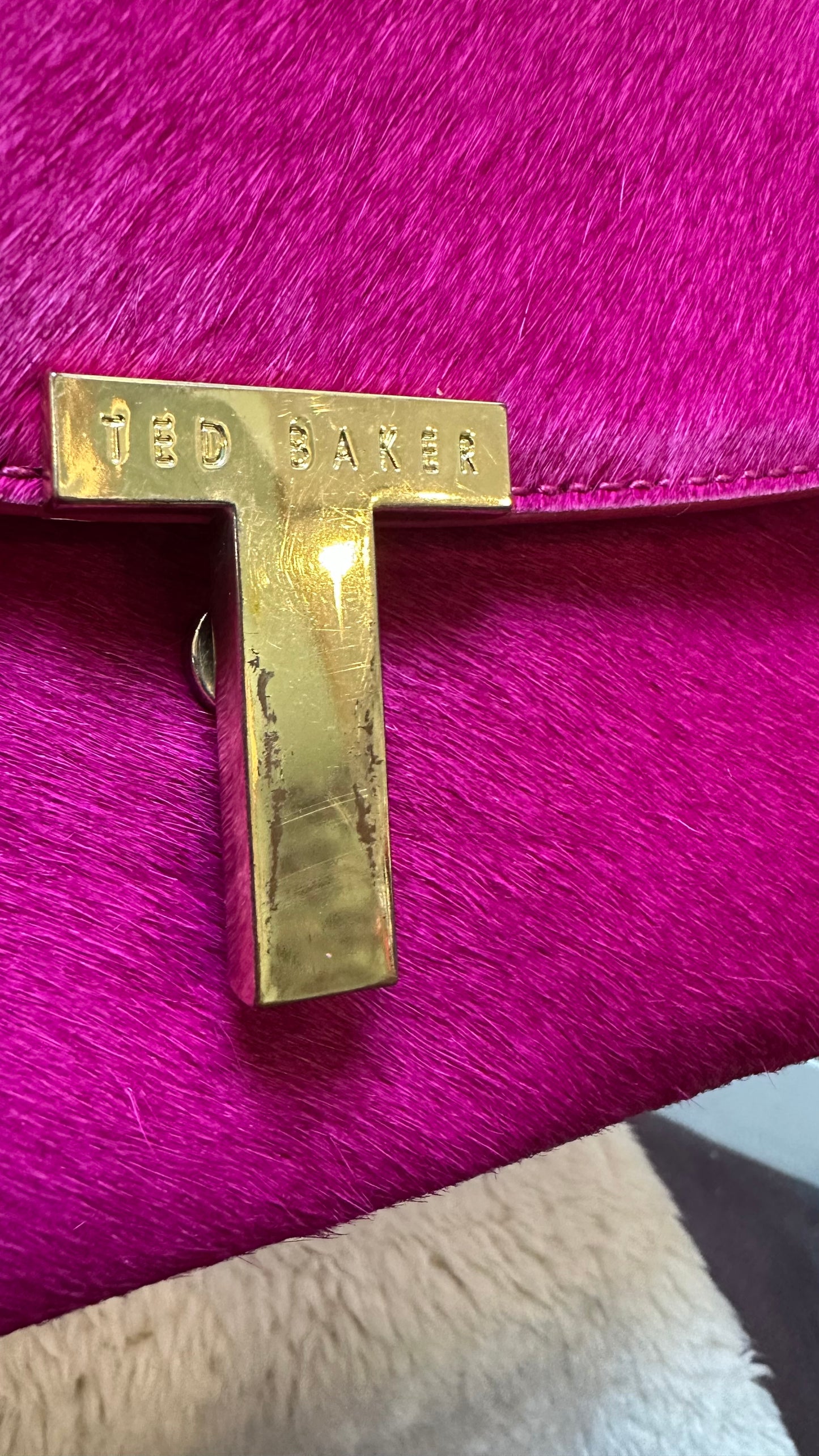 Designer Ted Baker Hot Pink Ciw Hide Clutch with Dustbag (some scratches on the clasp, see last photo)