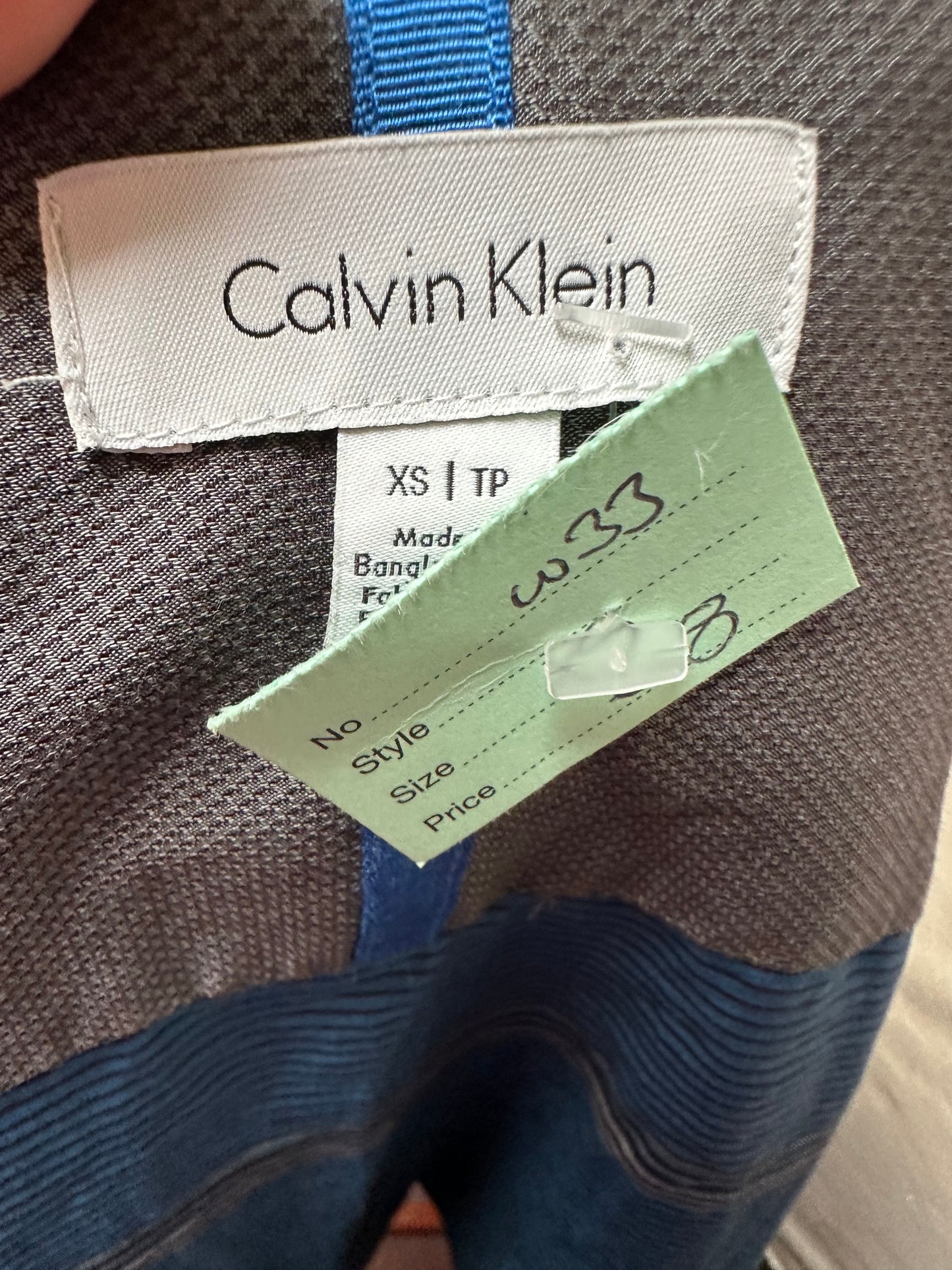 Designer Calvin Klein Short Sleeve Shirt Size XS or age 13-14