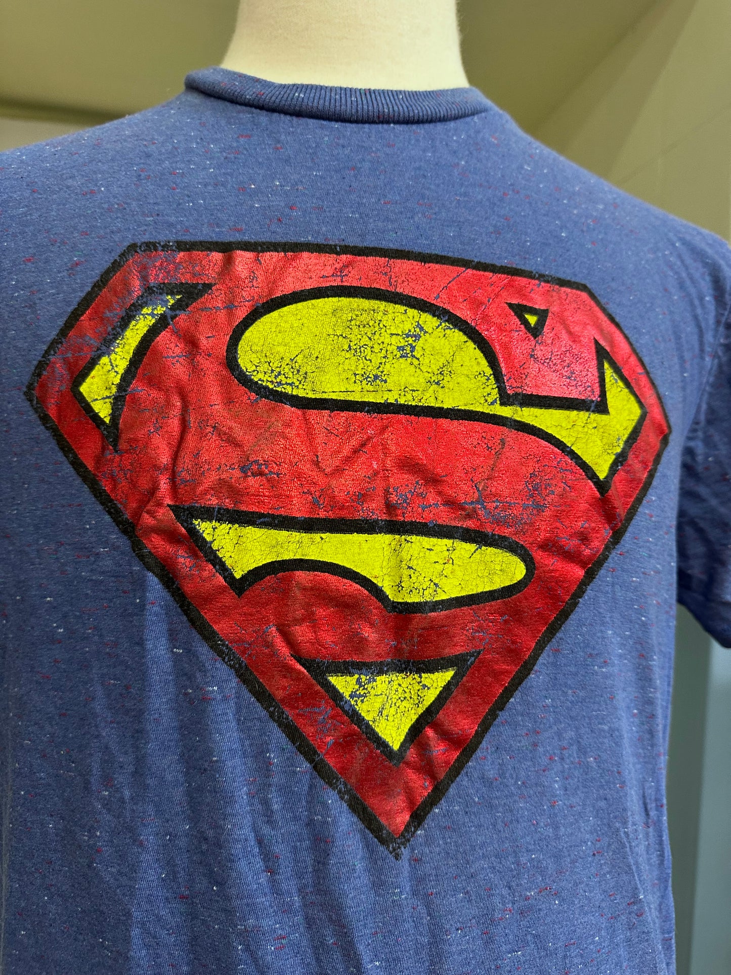 Superman T-Shirt Size XL