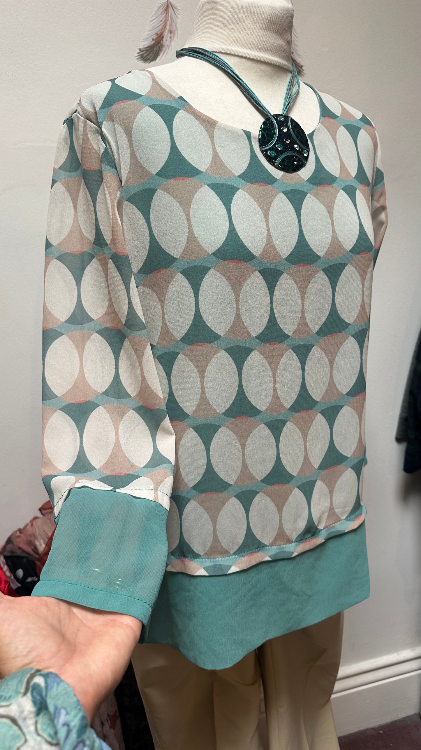 Made in Italy Duck Egg Pattern Top Best Fit Size 10/12
