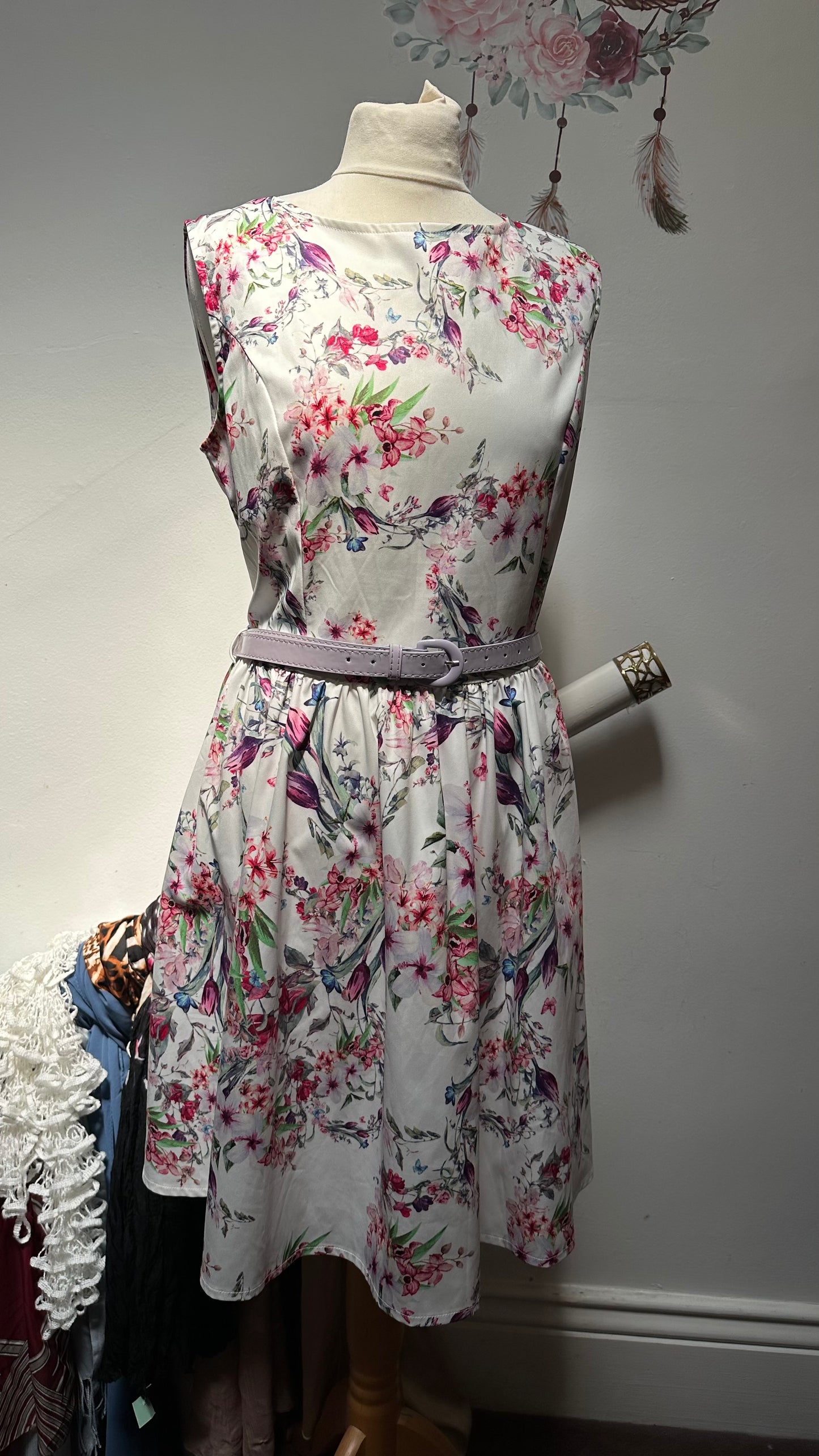 Lindy Bop Lavender Floral Dress Size 16