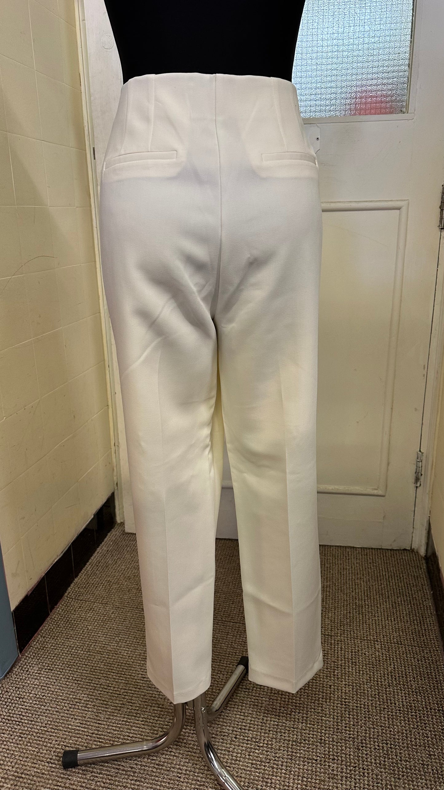 Gallery Nude Trousers Size 14
