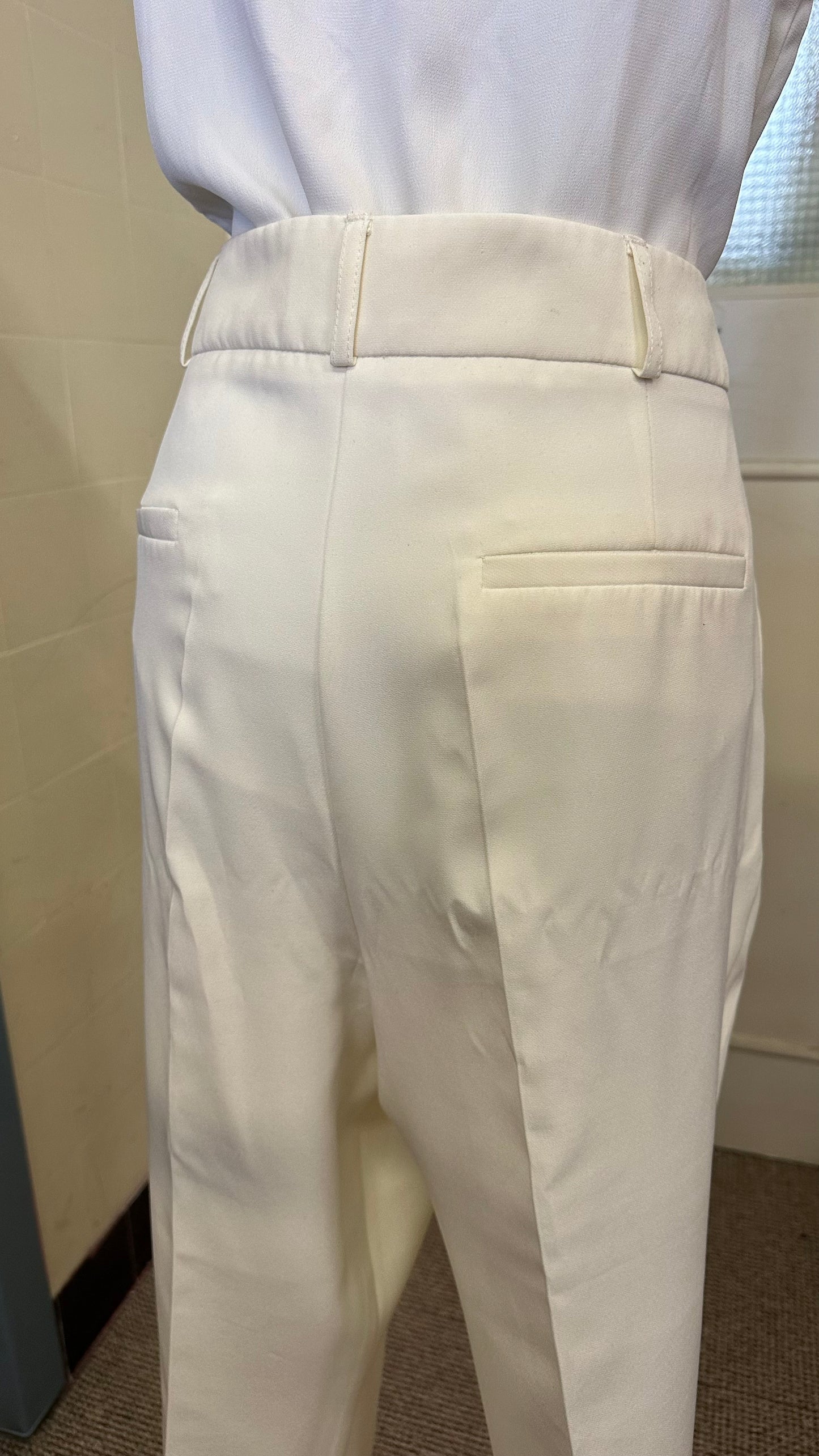 Savida Cream Cropped Trousers Size 16