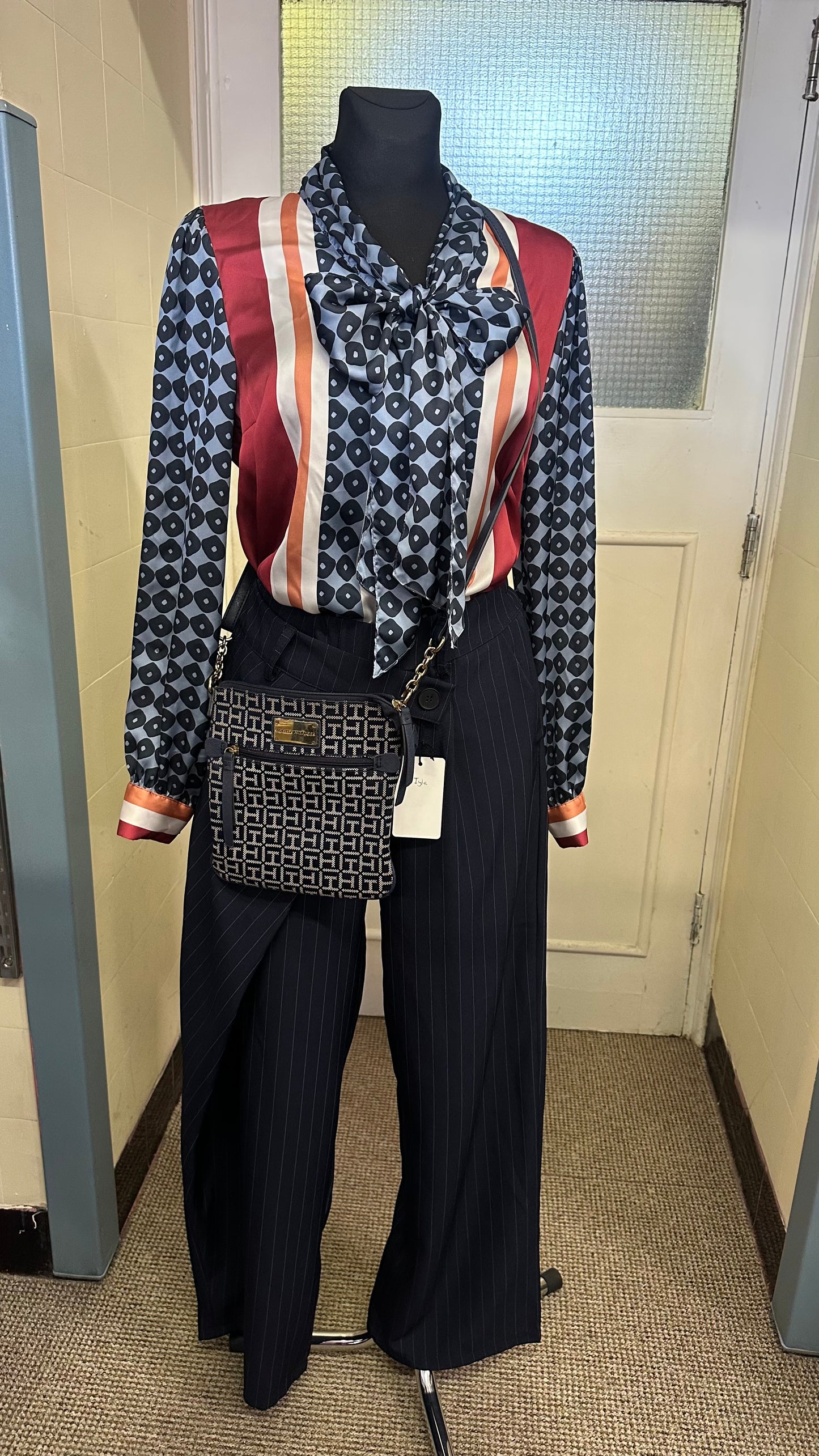 Designer Tommy Navy Hilfiger Crossbody Bag