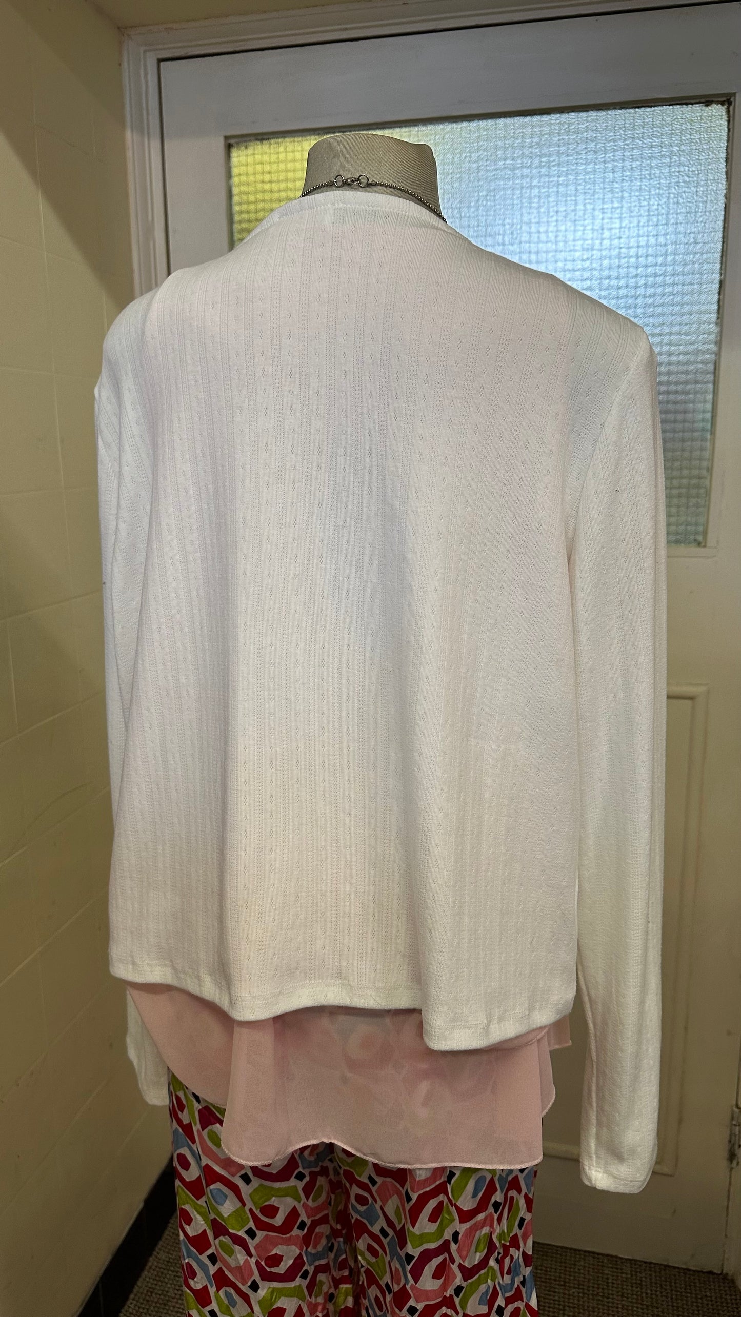 Savida White Cardigan Size XXL