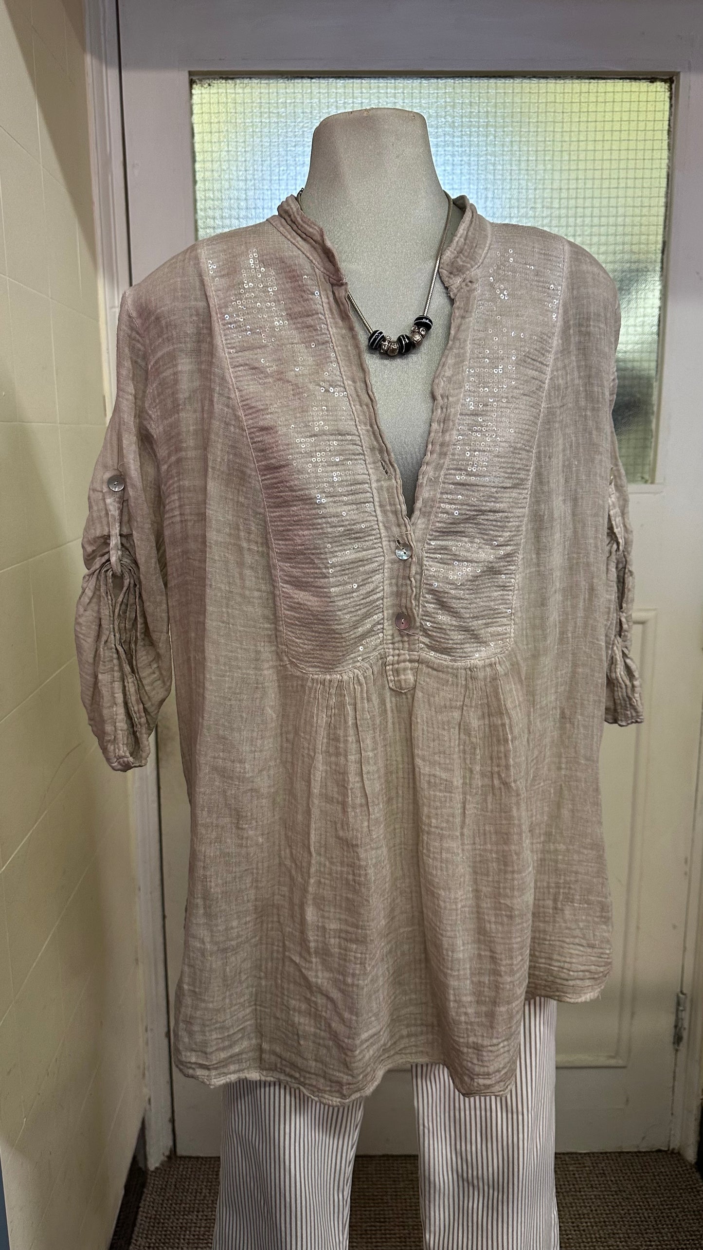 Beige Sparkle Tunic 97% Cotton Size 22 (missing 1 Button) but small fitting