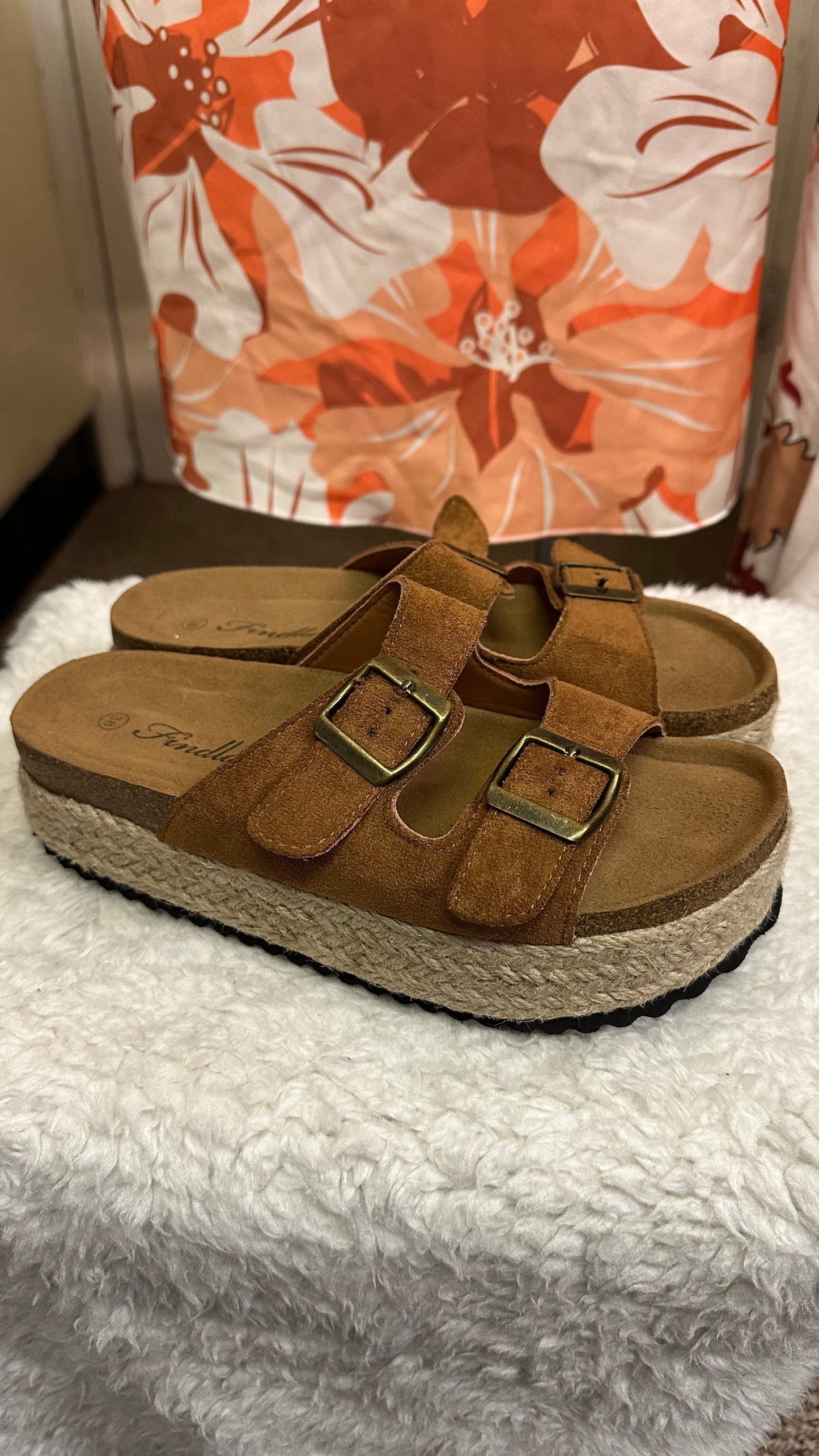 Findlay Buckle Platform Sandals Size 5