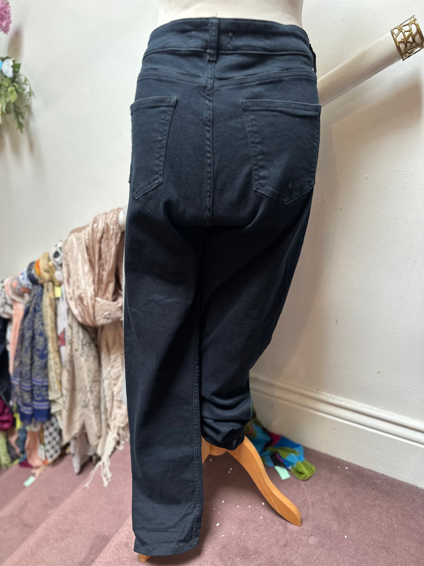 Gallery Navy Jeans Size 16 (tiny hole in back pocket, see last 2 photos)