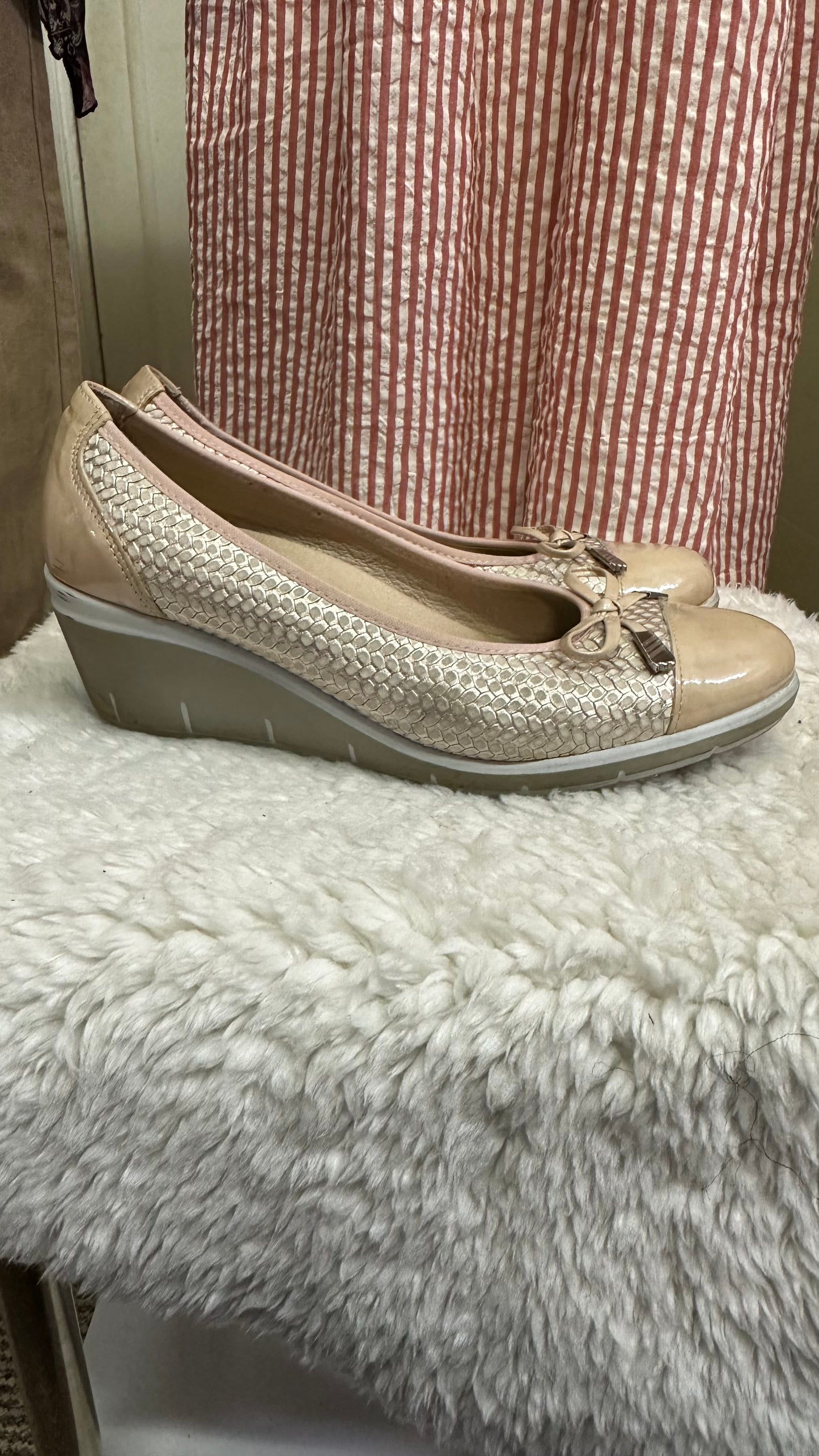 Pitillos Made in Spain Wedges Size 5