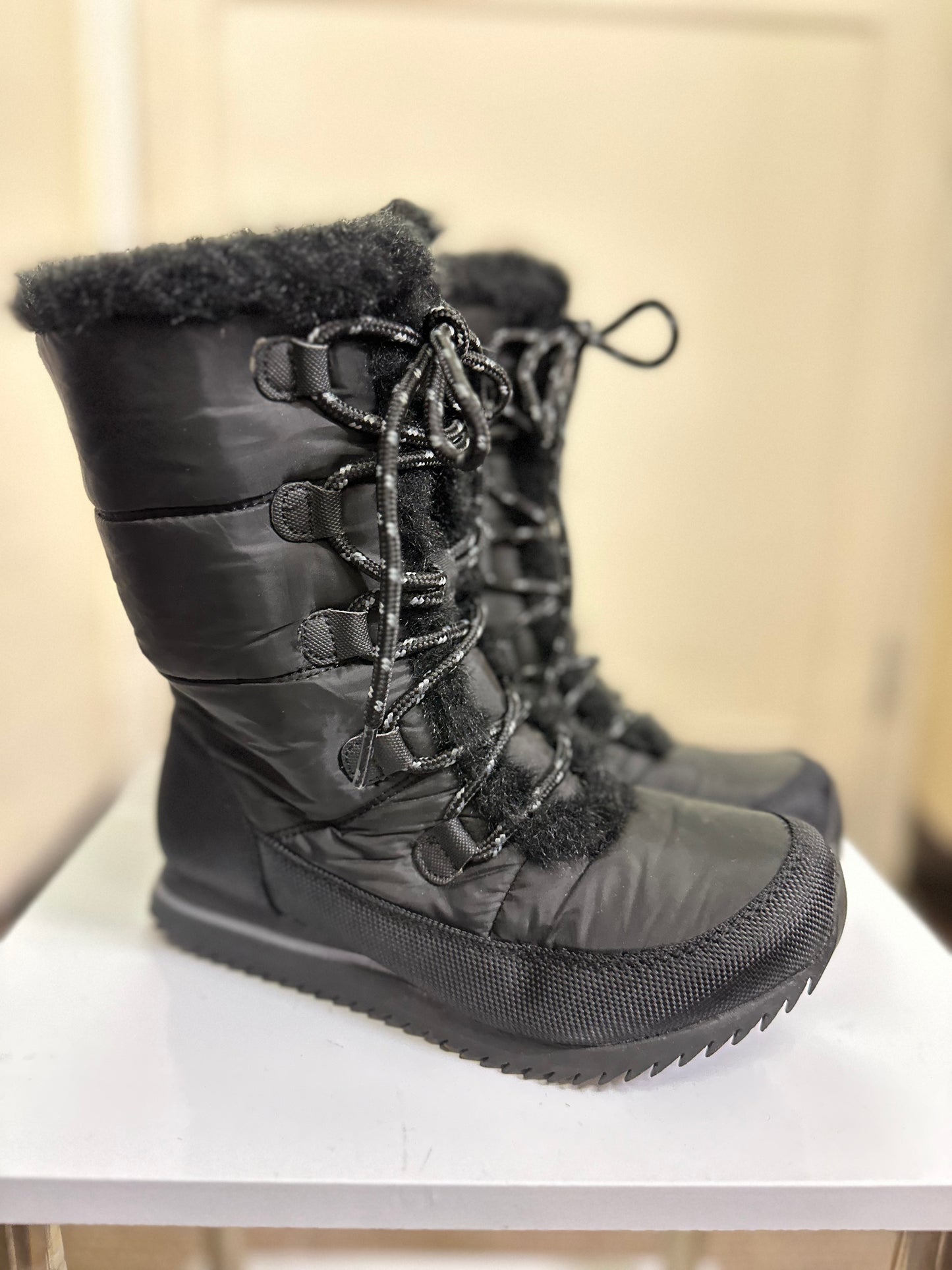 F&F Insulated Boots, Size 3