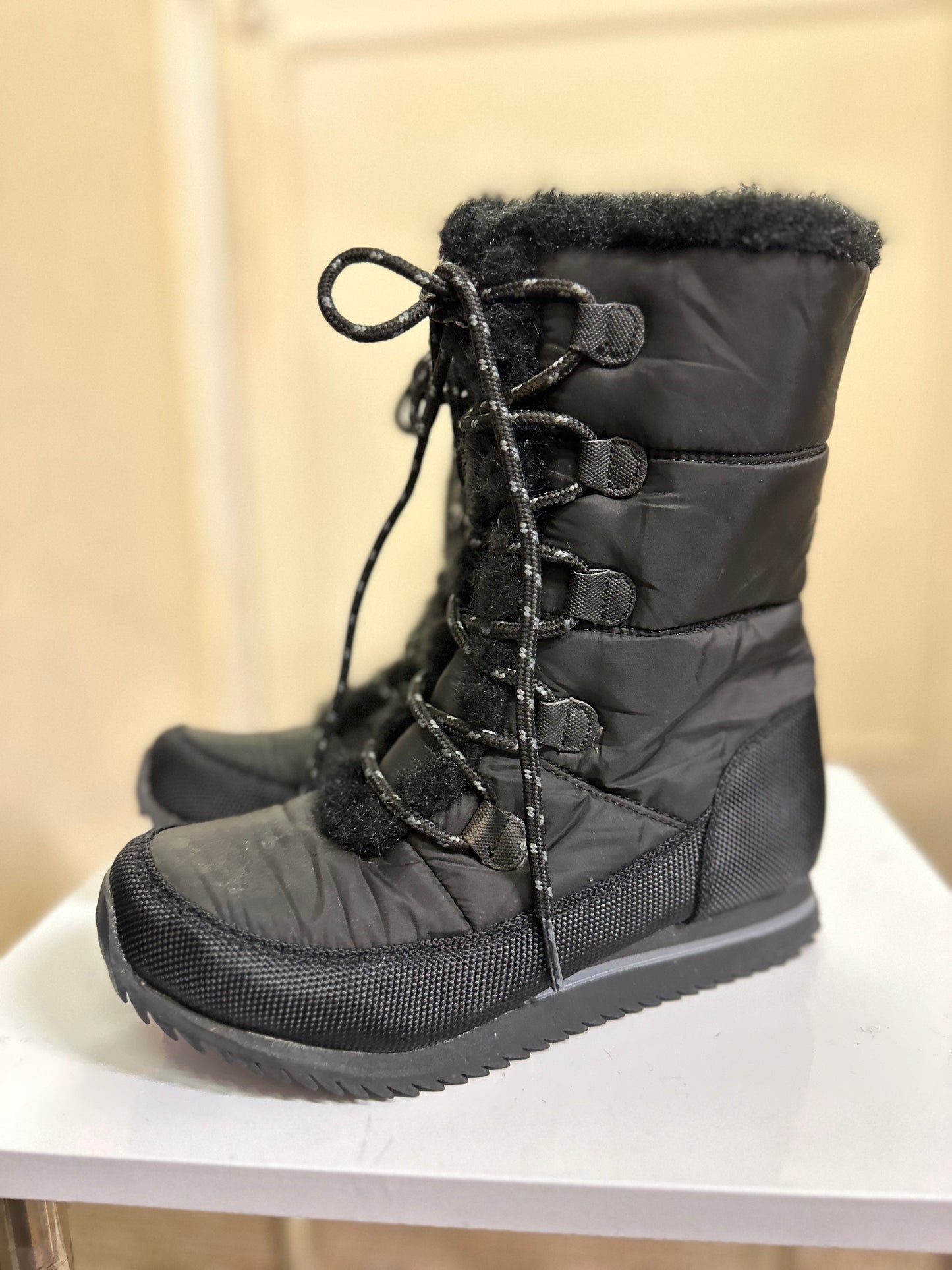 F&F Insulated Boots, Size 3